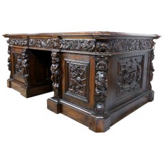 Scrivania da socio del 19° secolo in Oak francese intagliato a mano e con piano in cuoio