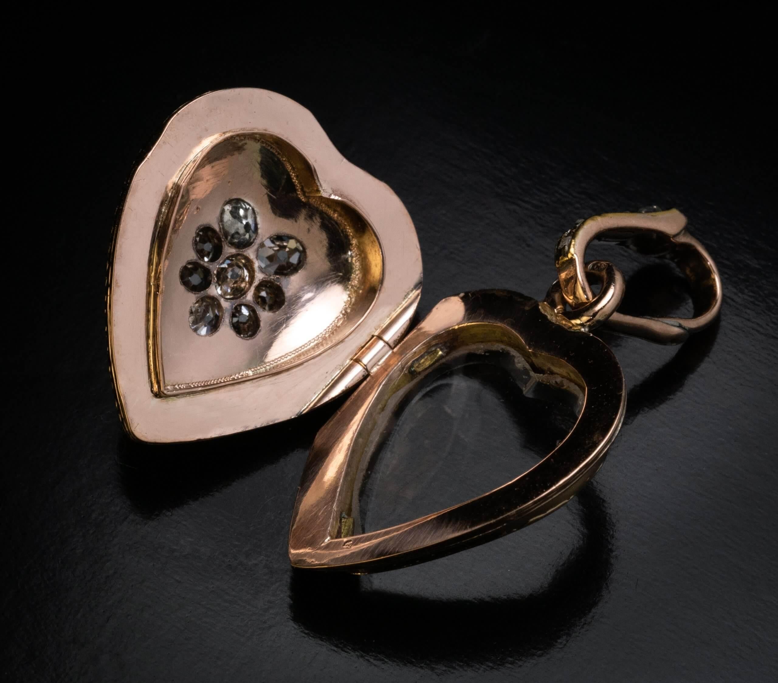 Colgante antiguo de diamantes en forma de corazón del siglo XIX Victoriano en venta