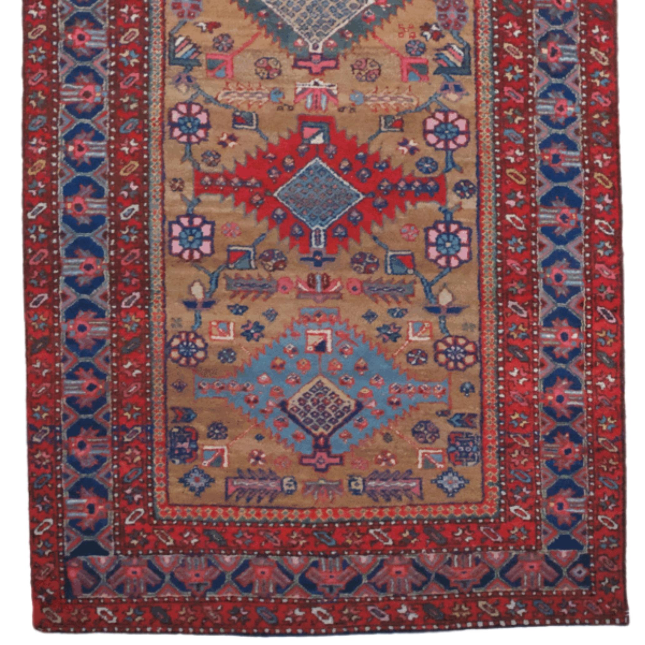 19th Century Antique Heriz Runner In Good Condition For Sale In Sultanahmet, 34