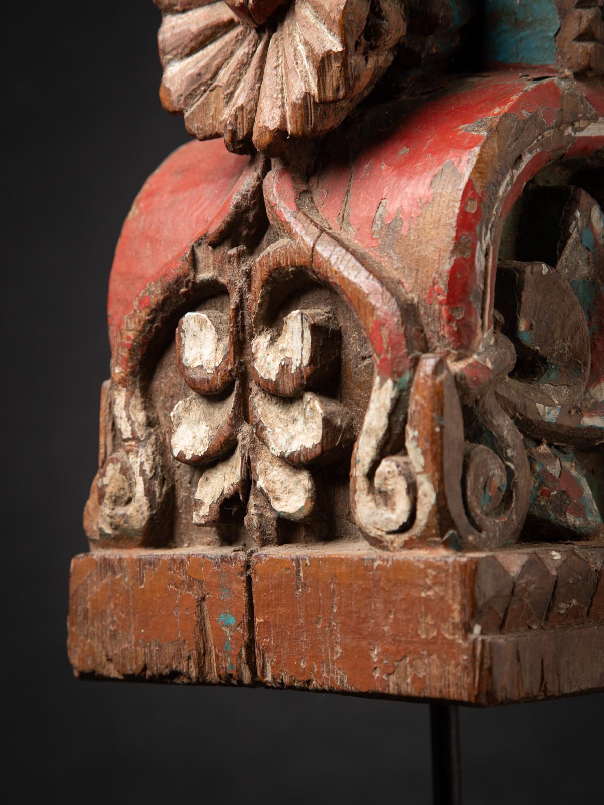 19th century Antique Indian wooden Temple panel from India For Sale 9