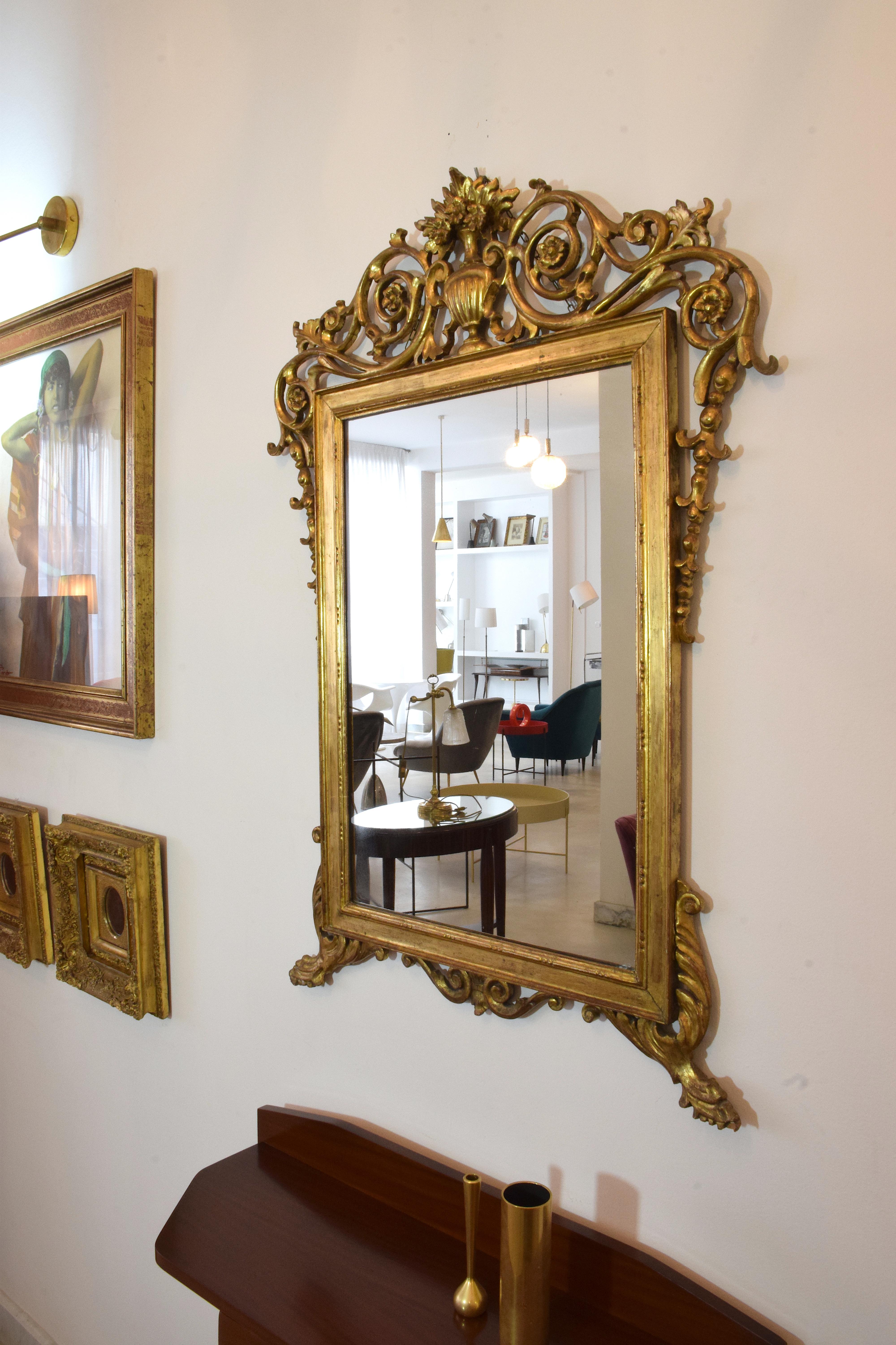 Antique 19th Century Italian Rococo Giltwood Wall Mirror 2