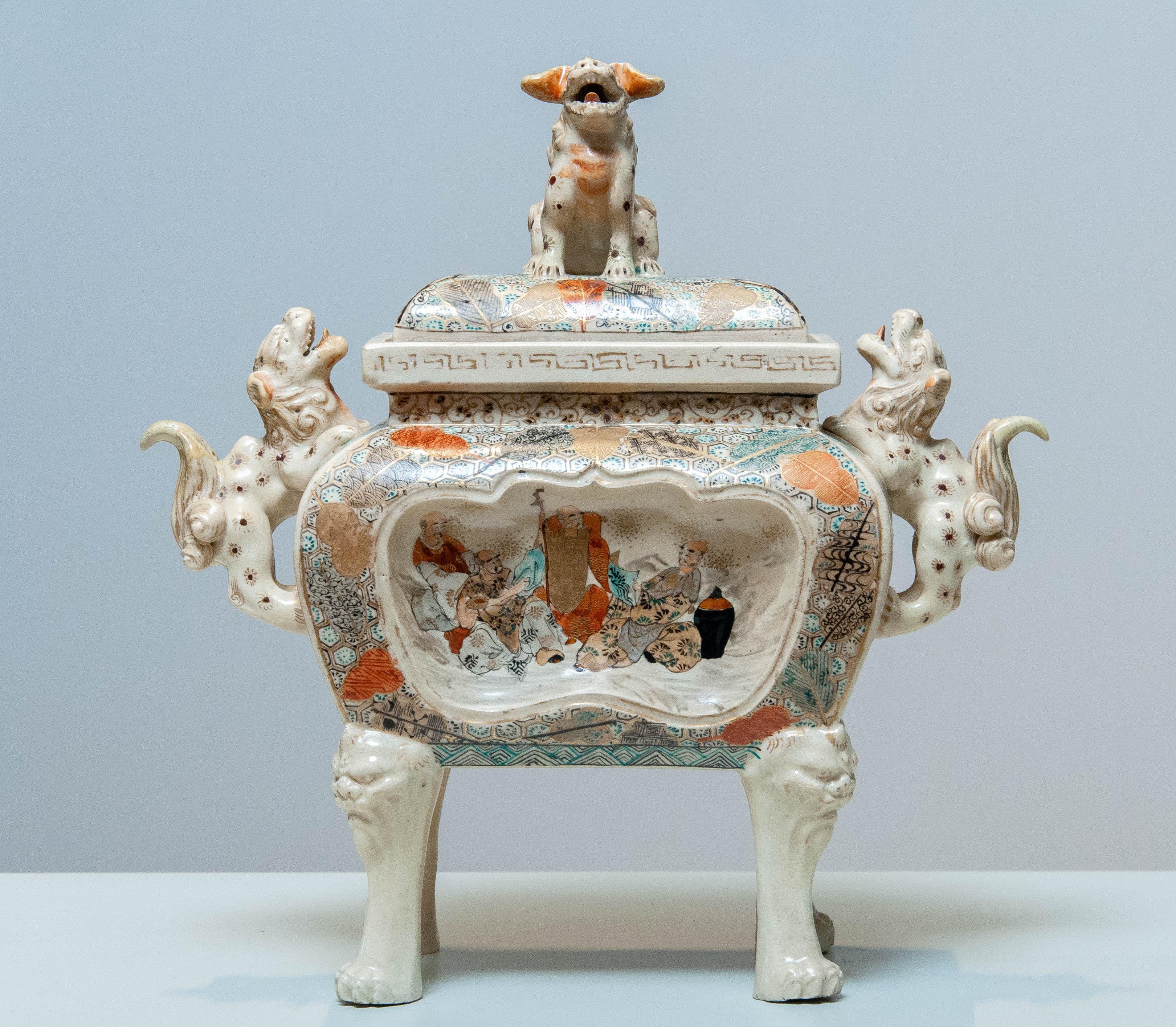 Ancien chien chinois de la dynastie Qing Dinasty en céramique protégé par Fang Ding en vente 3