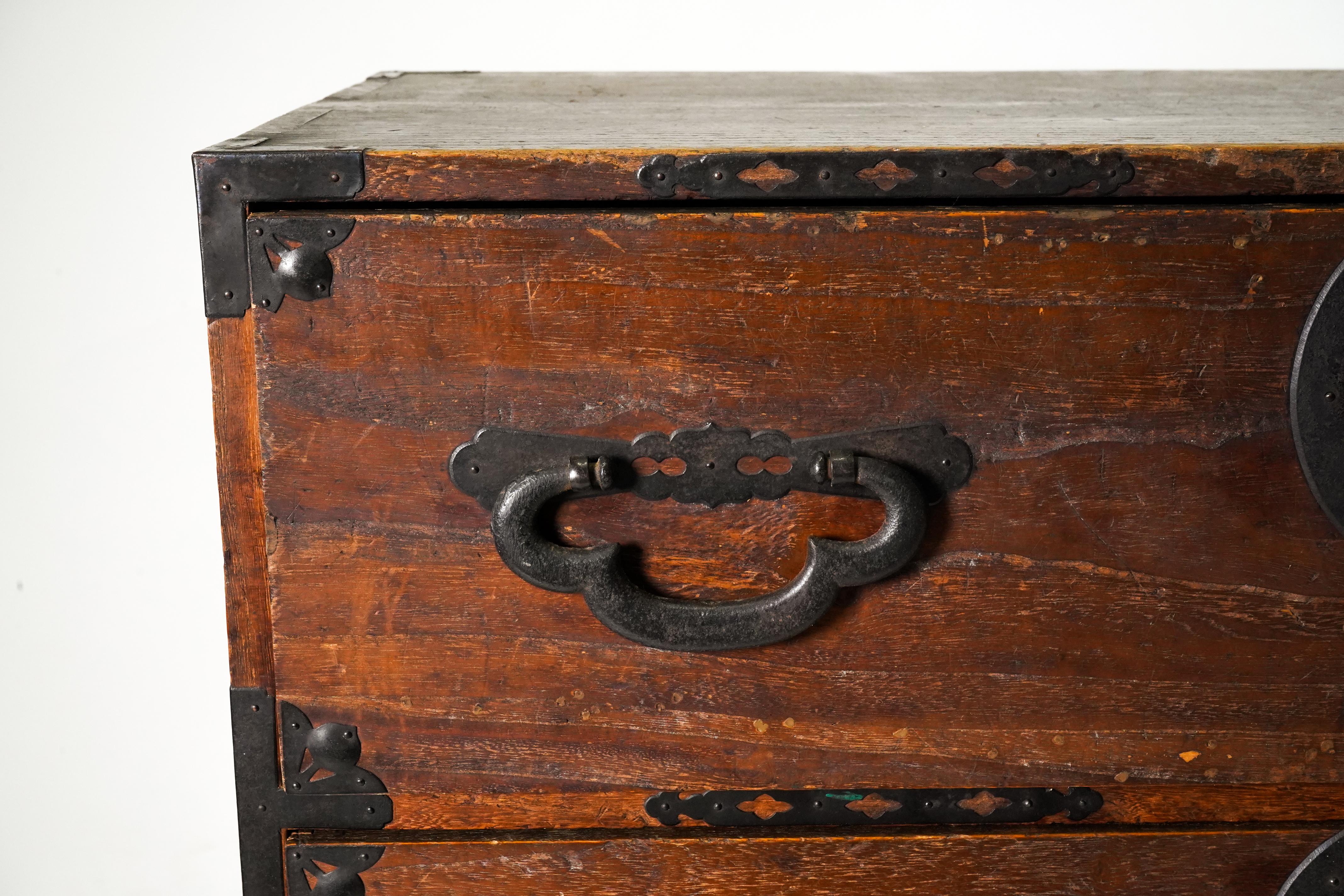 All Original C. 1850 Japanese Tansu Chest, 2 Parts For Sale 5