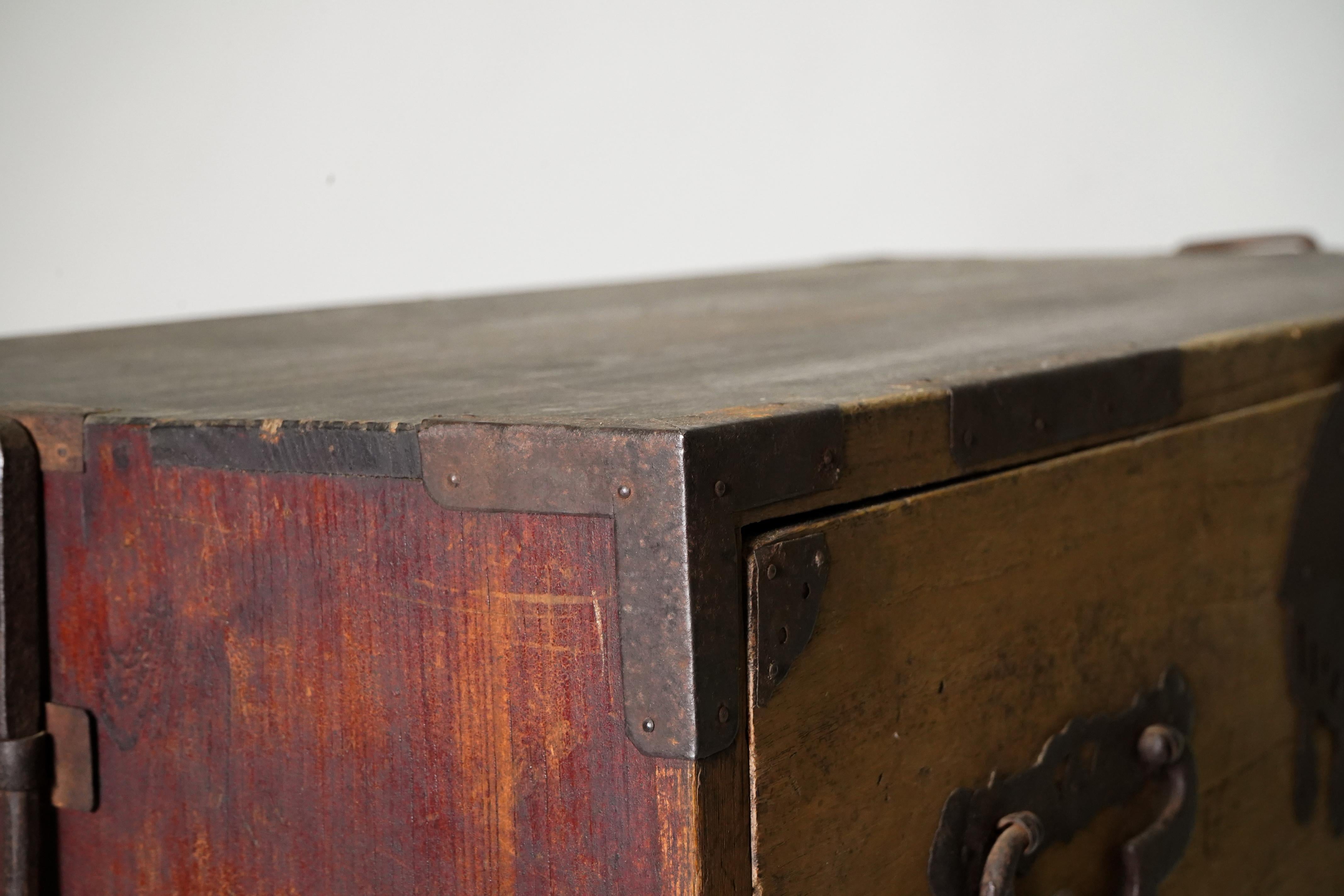 Rare coffre japonais ancien en 2 parties Tansu avec patine d'origine, vers 1850 en vente 8