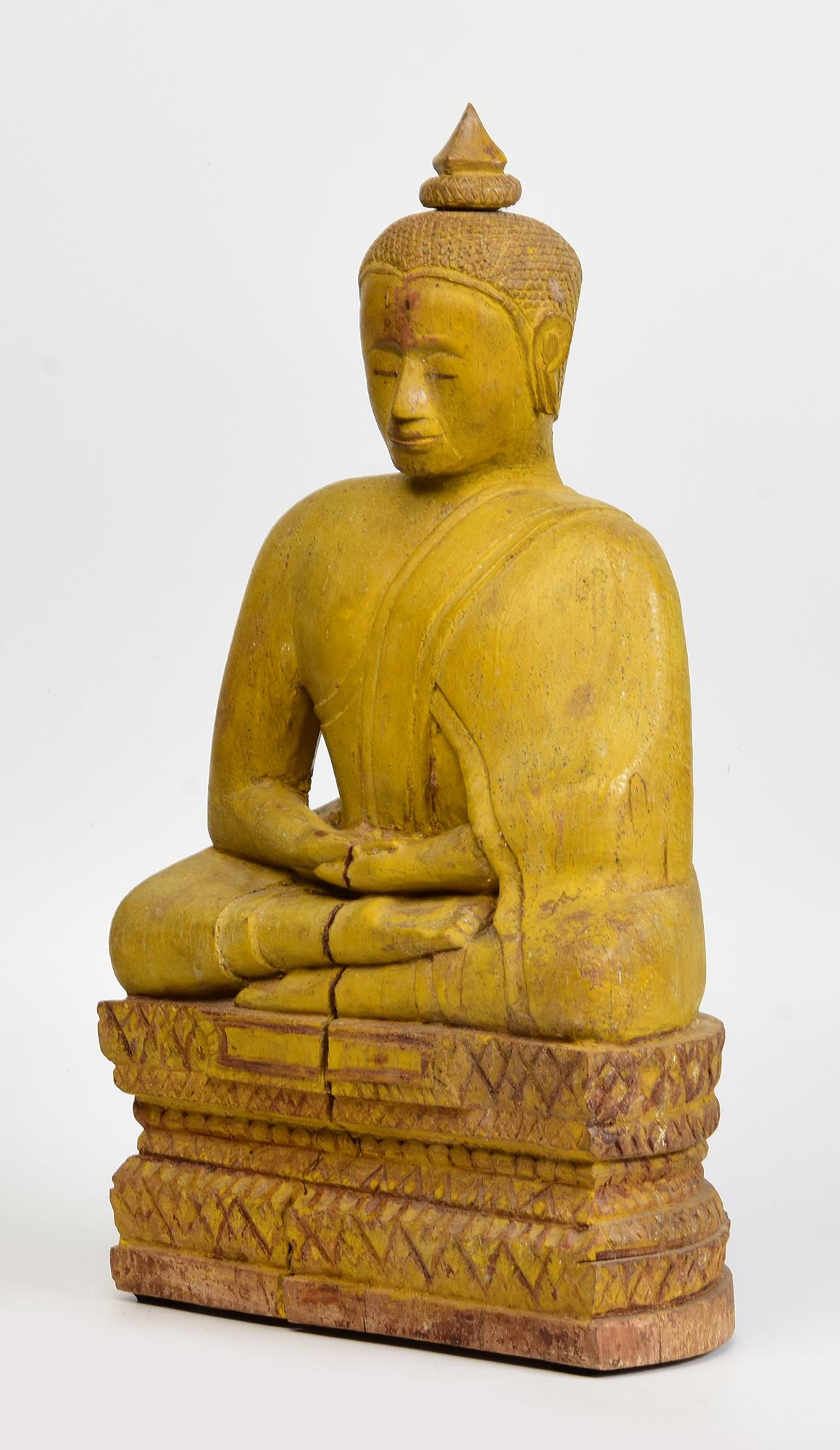 19th Century, Antique Khmer Wooden Seated Buddha For Sale 1