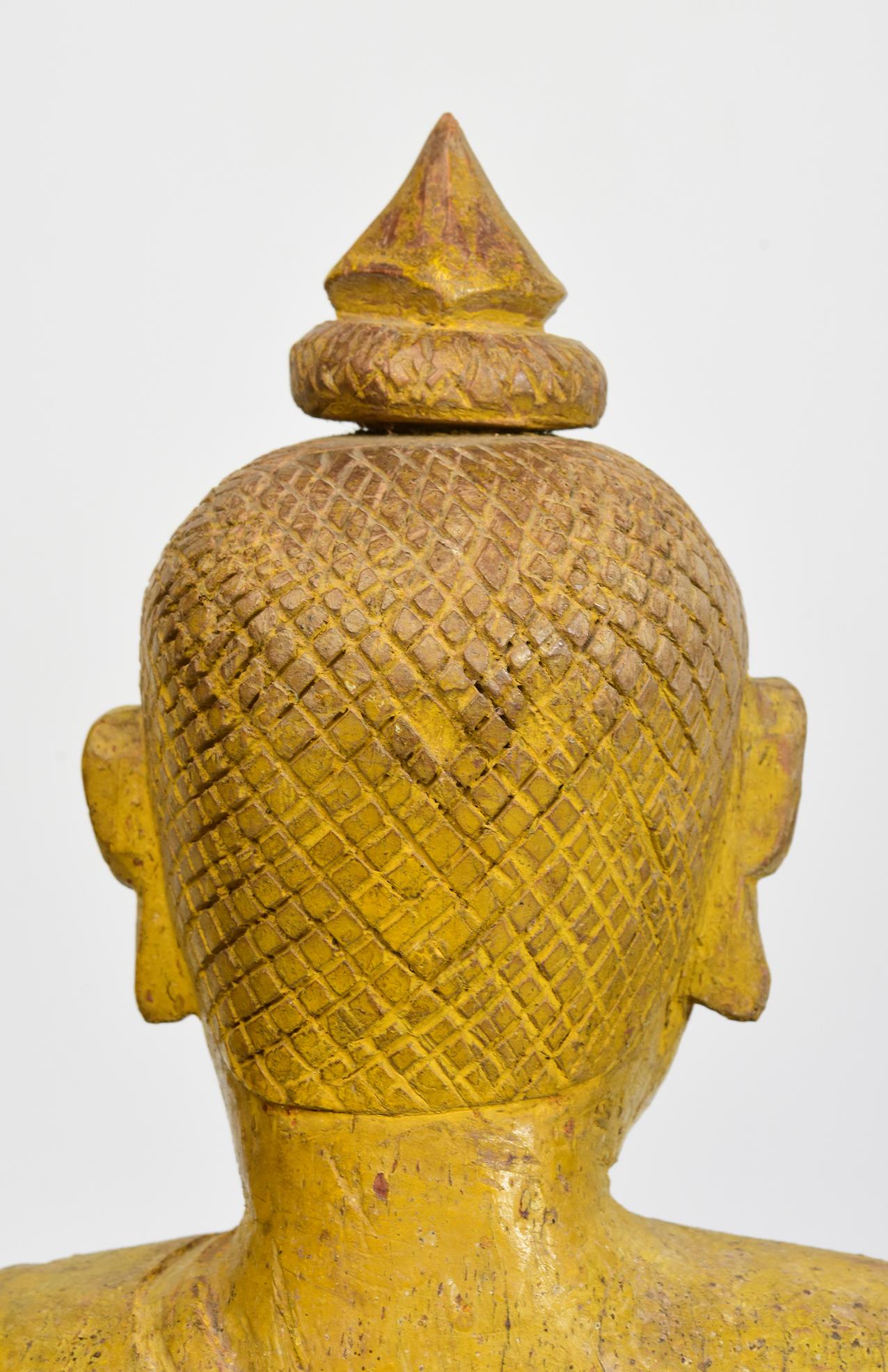 19. Jahrhundert, Antiker sitzender Buddha aus Khmer-Holz im Angebot 4