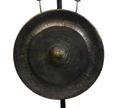 19e siècle, Laos antique Gong en bronze avec support