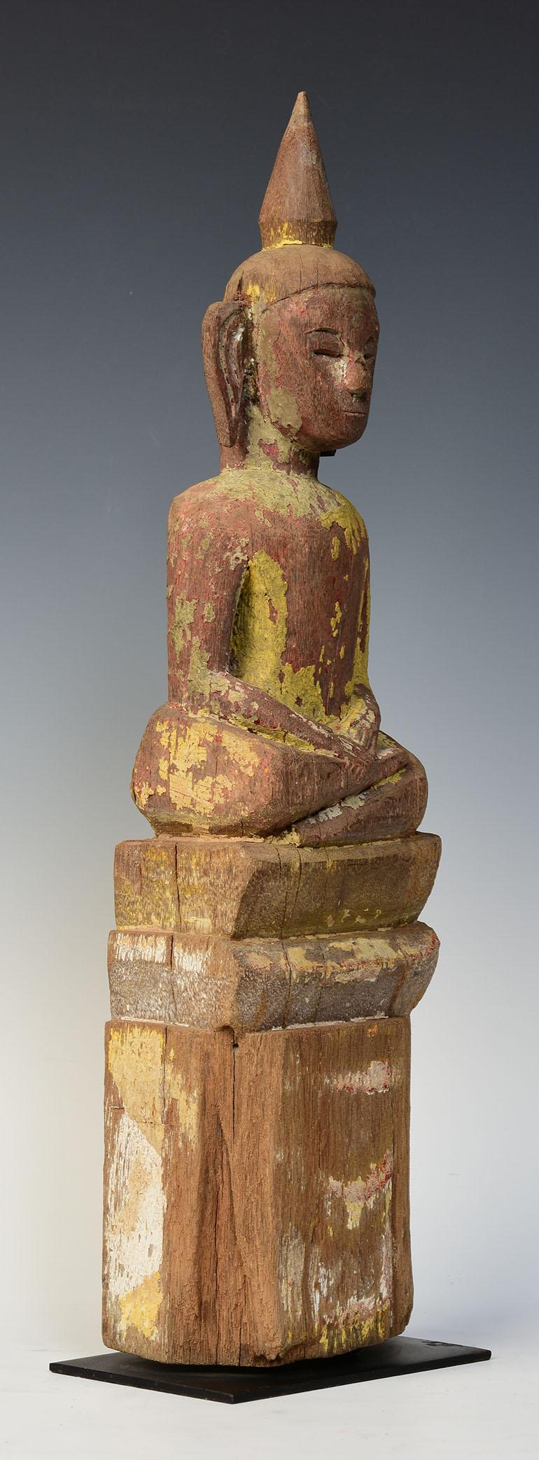 Antiker sitzender Laos-Holz-Buddha aus dem 19. Jahrhundert im Angebot 8