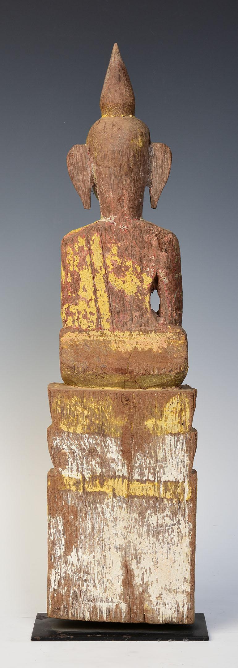 Antiker sitzender Laos-Holz-Buddha aus dem 19. Jahrhundert im Angebot 4