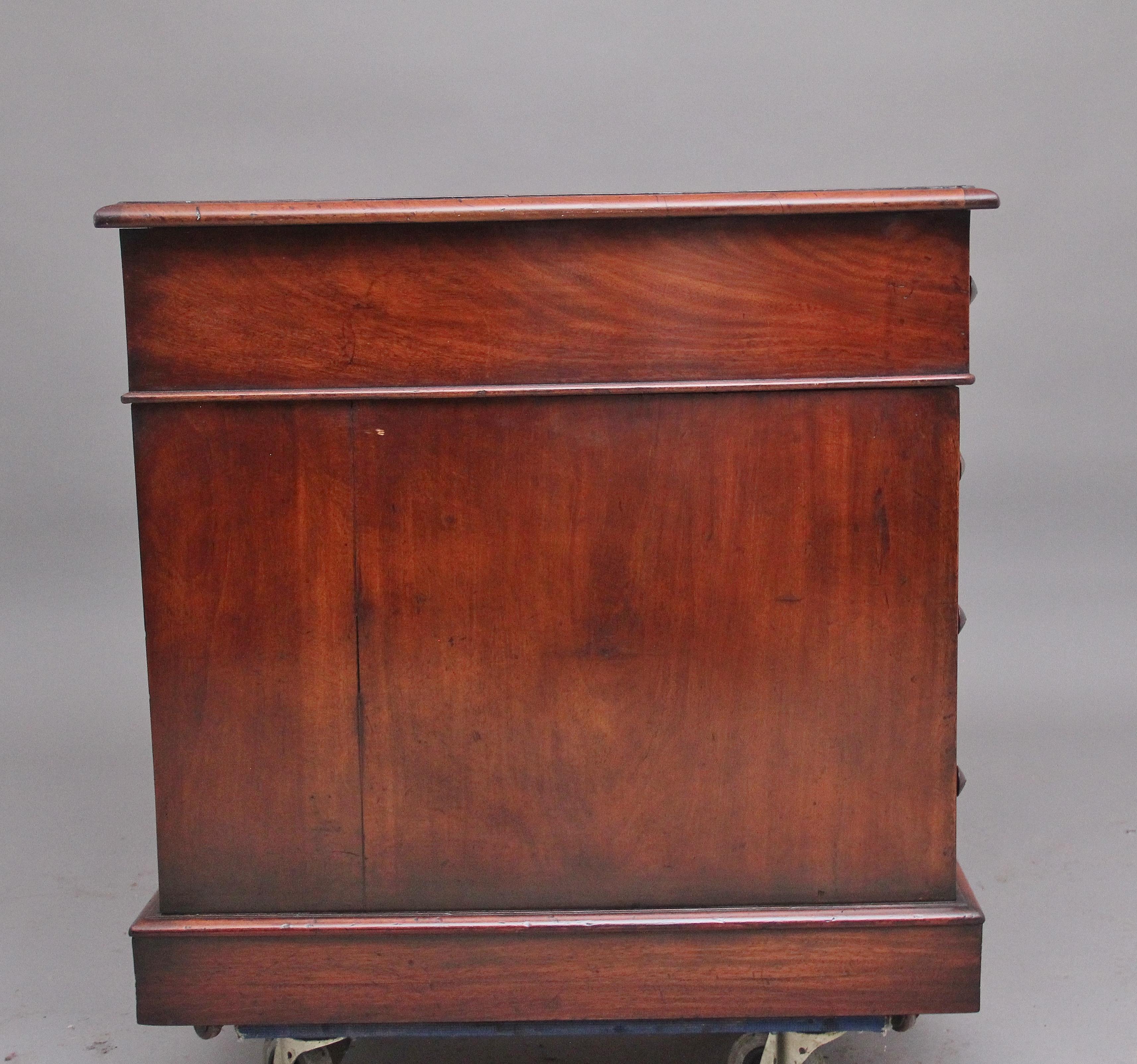 Early Victorian 19th Century Antique Mahogany Pedestal Desk