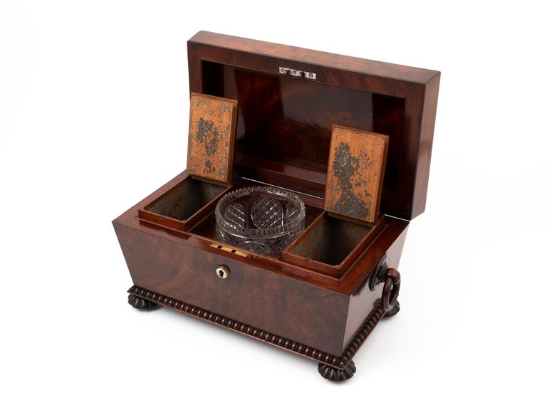 19th Century Antique Mahogany Tea Chest For Sale at 1stDibs