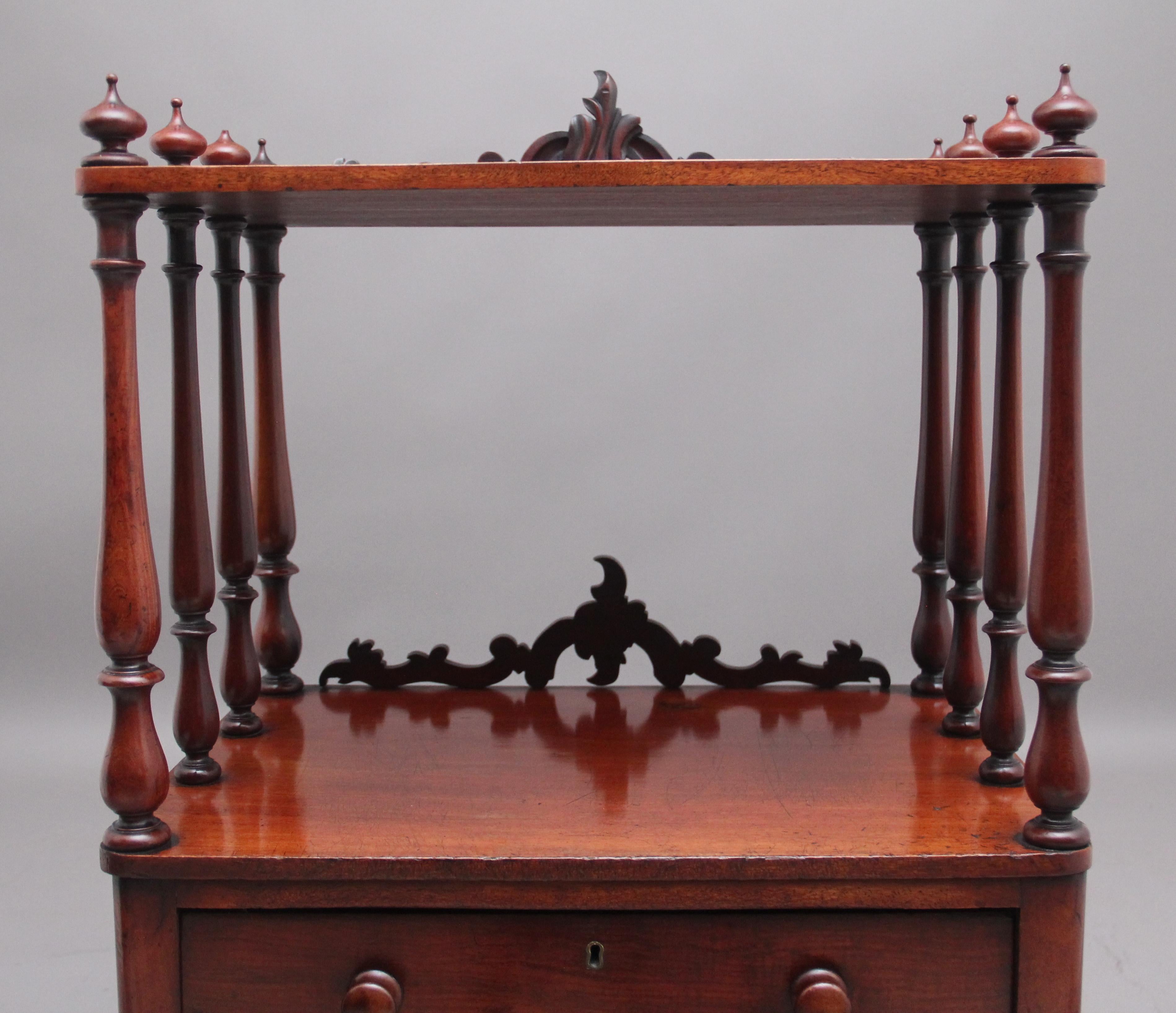 19th Century Antique Mahogany Whatnot with Cellarette For Sale 2