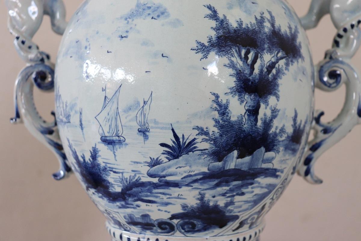 Vaso grande in maiolica antica del XIX secolo, firmato 1