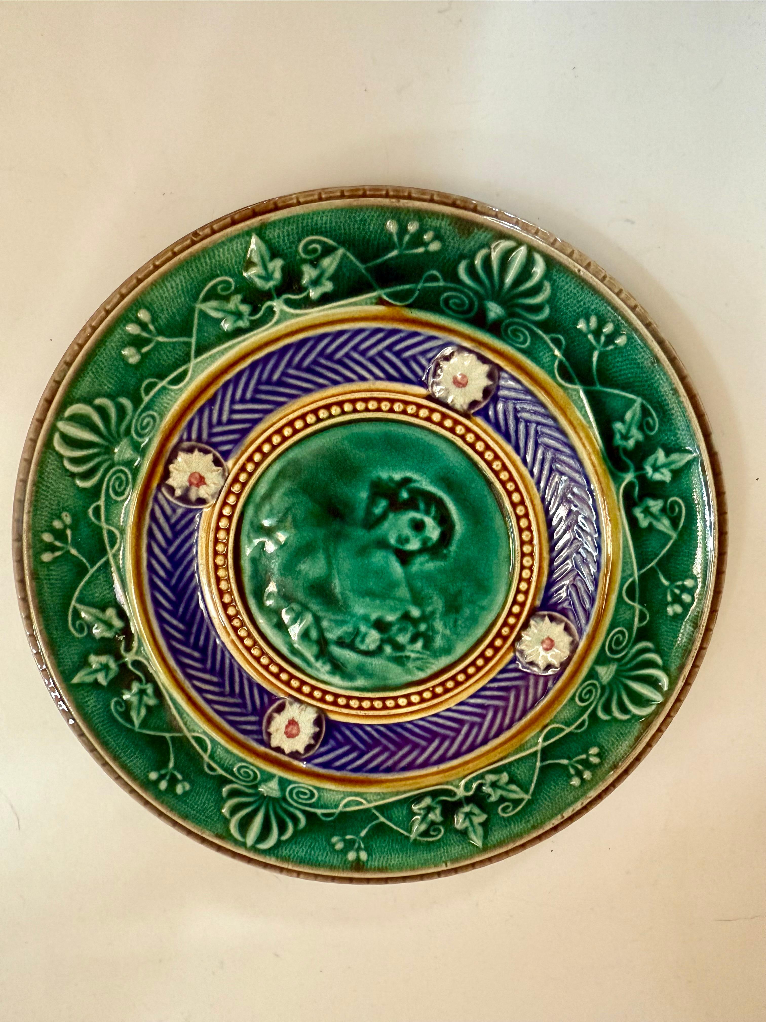 Assiette en majolique ancienne du 19ème siècle Gustavsberg Suède en vente 4