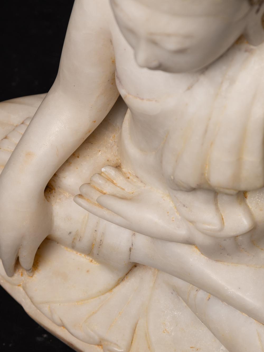 19th century Antique marble Buddha statue from Burma from Burma For Sale 10