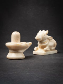 19th century Antique marble Shiva Lingam with Nandi bull from India