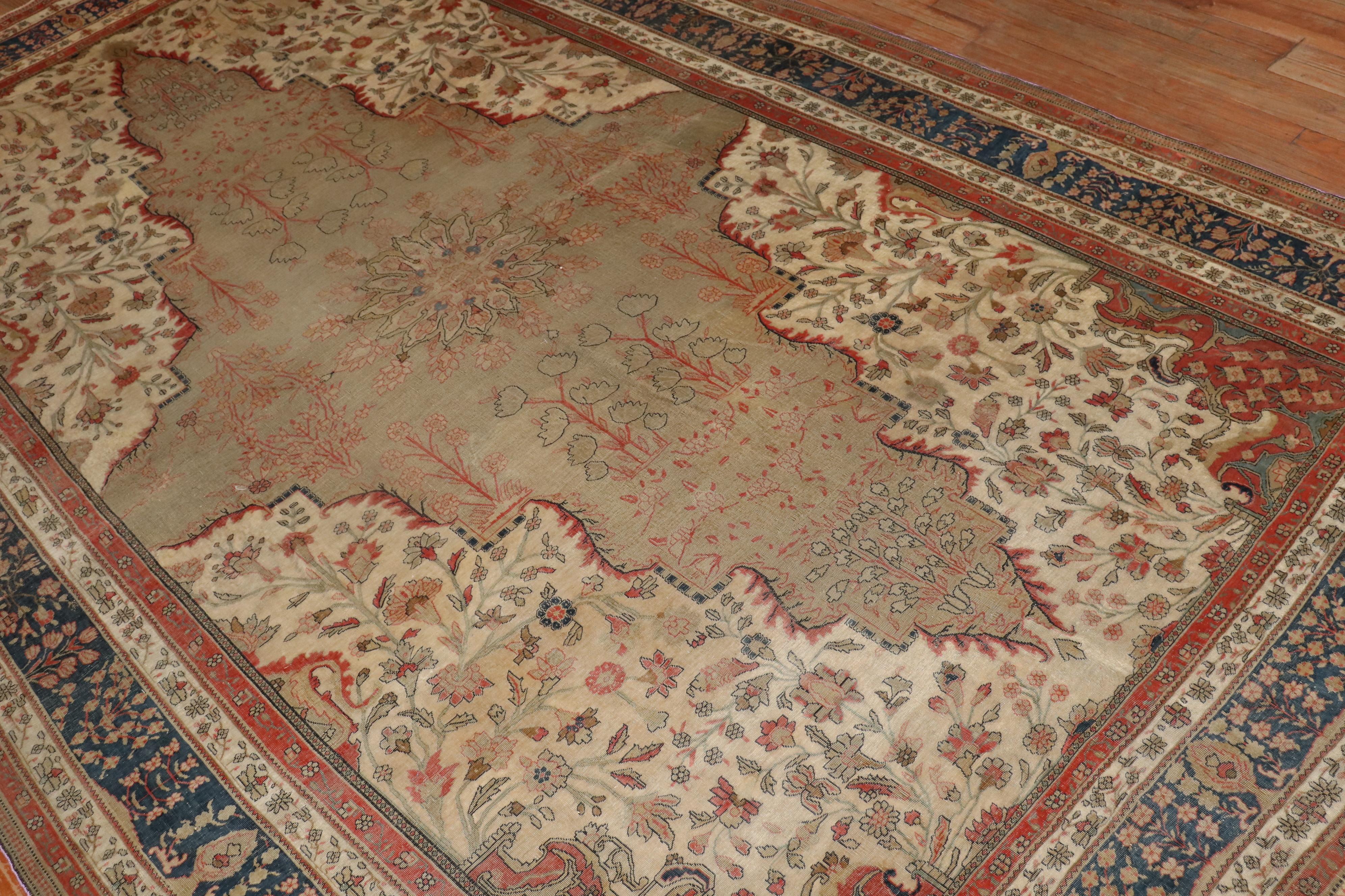 19th Century Antique Mohtasham Kashan Room size Rug In Good Condition For Sale In New York, NY