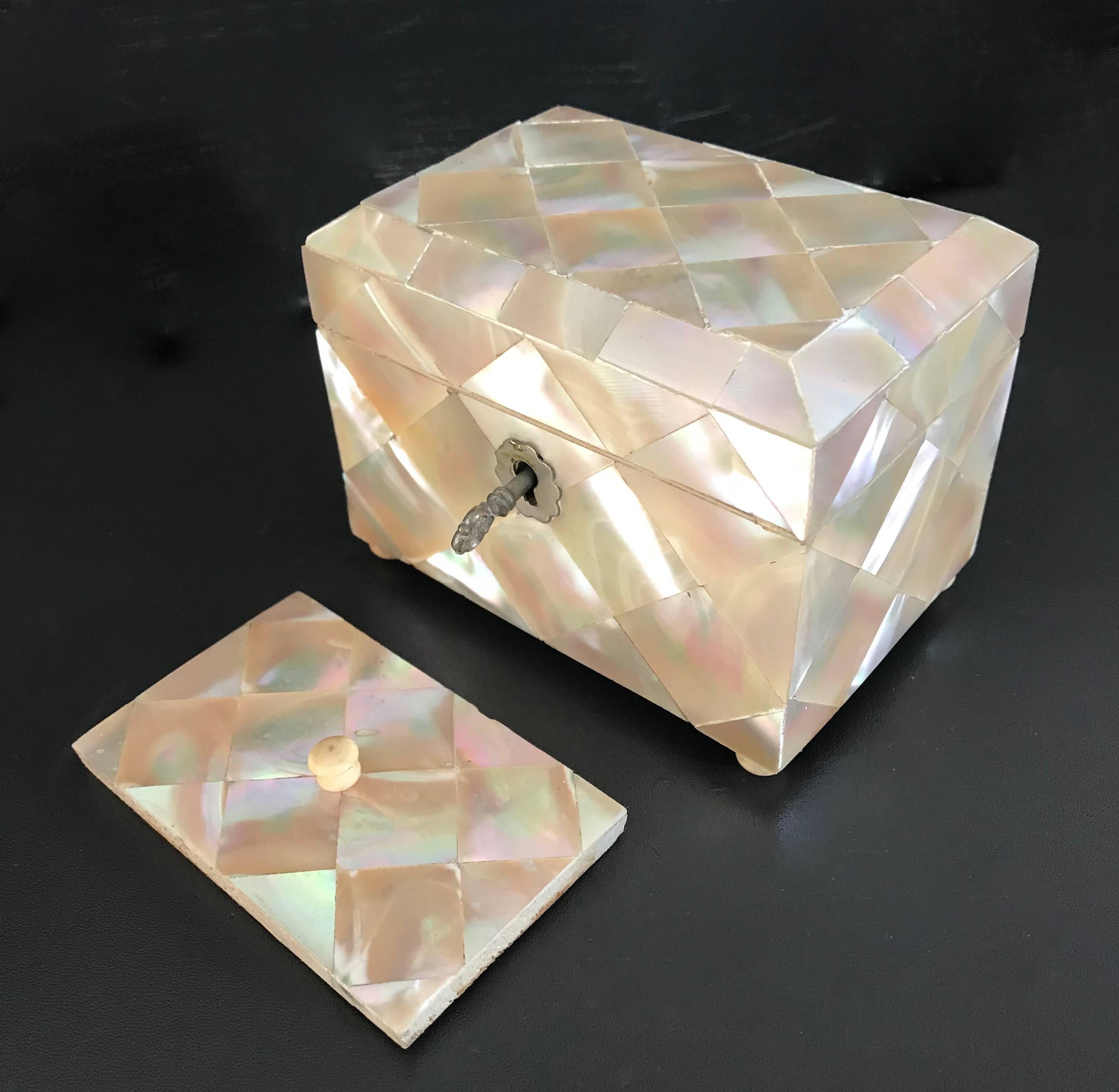 19th Century Antique Mother-of-pearl Tea Caddy Box with Silver Lock & Hinges 7