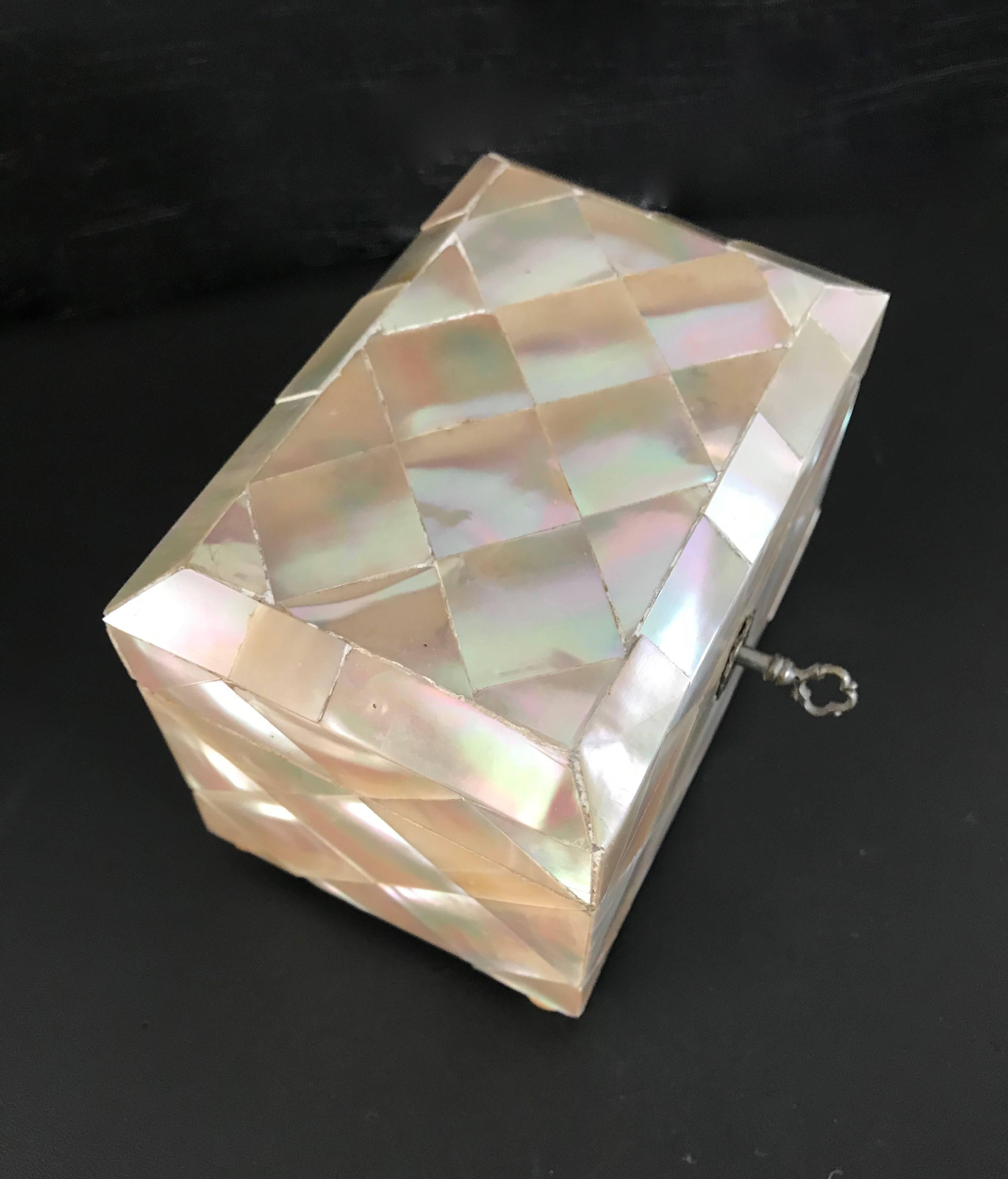 Hand-Crafted 19th Century Antique Mother-of-pearl Tea Caddy Box with Silver Lock & Hinges