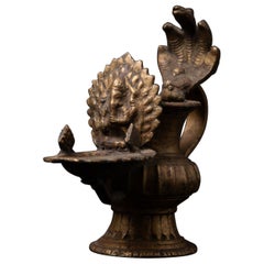 Lampada a olio nepalese antica del XIX secolo - Sukunda dal Nepal