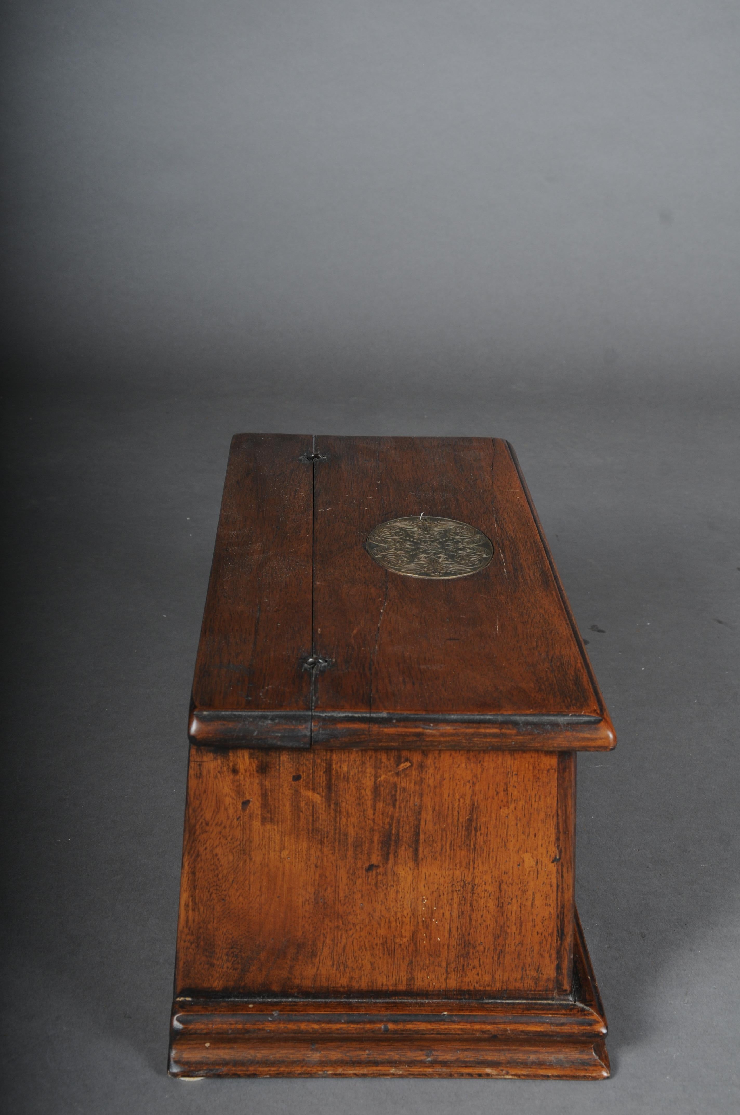 Antike Aktentasche/Schachtel aus Eiche aus dem 19. Jahrhundert, Deutschland im Angebot 16