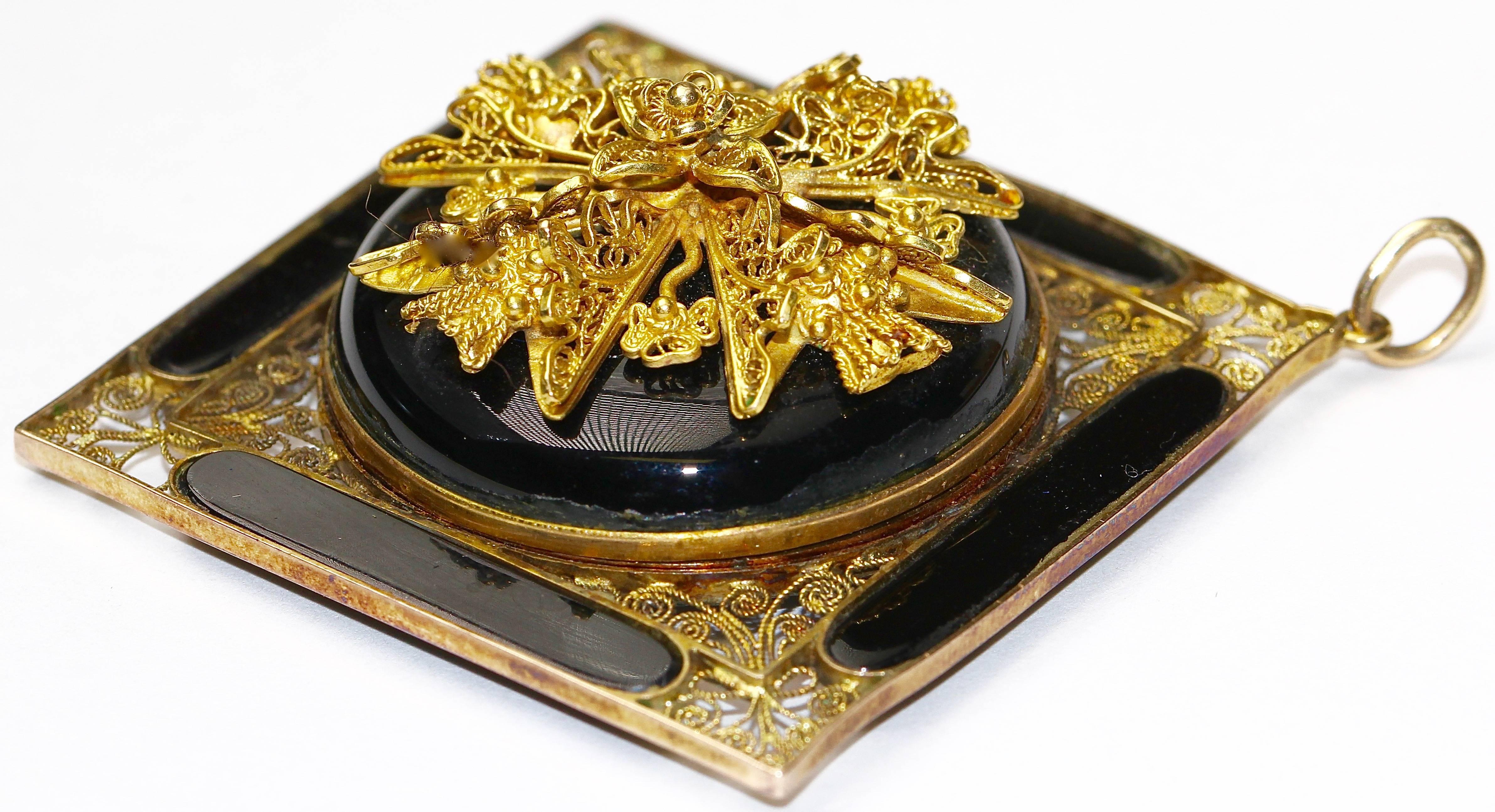 19th Century Antique Onyx Pendant, Enhancer 14k Gold with Floral Gold Appliqués For Sale 1