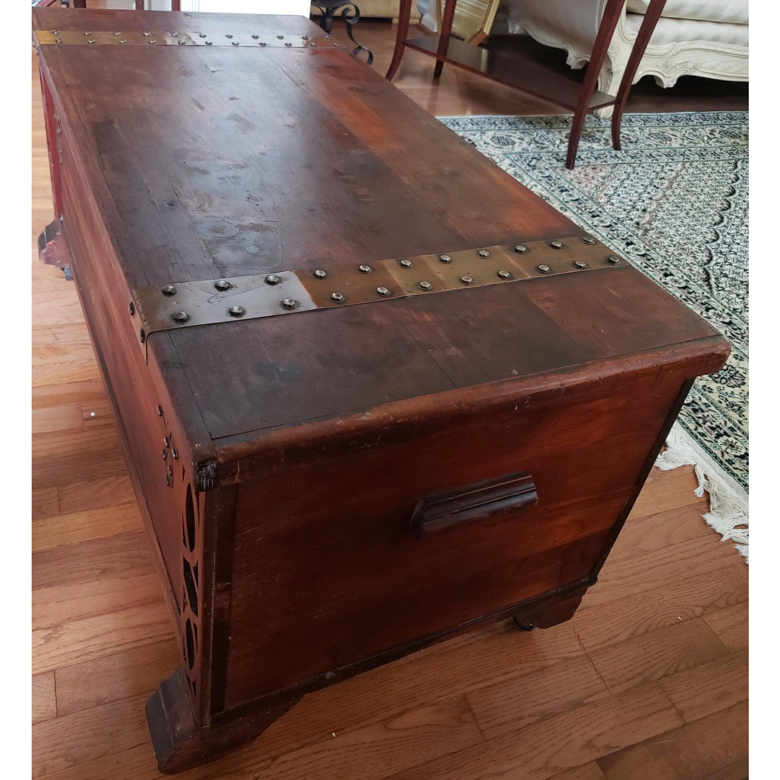 American 19th Century Antique Ornate Norway Pine Blanket Cedar Chest on Wheels