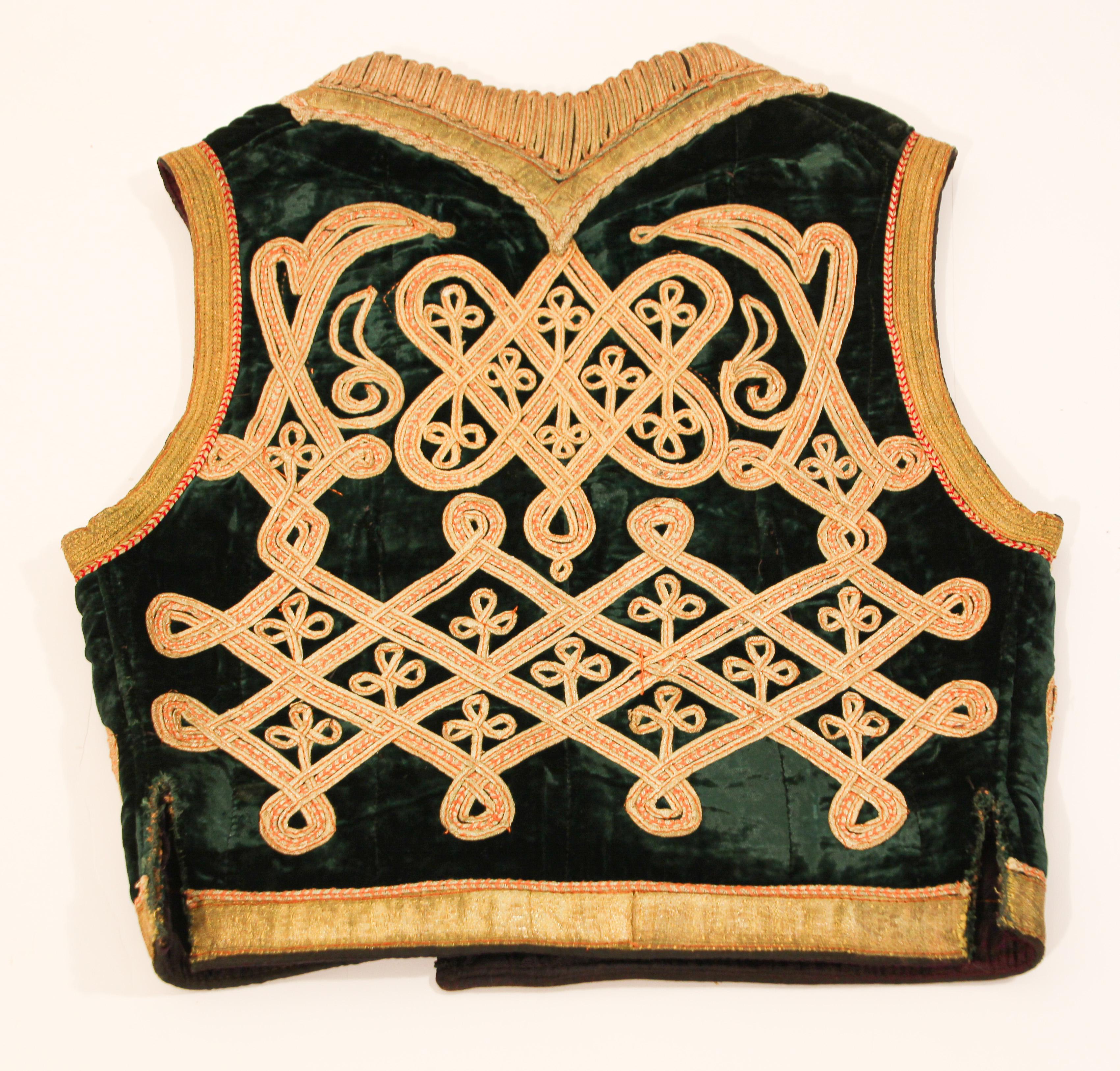 Antique Ottoman Emerald Green and Gold Thread Embroidered Vest For Sale 5