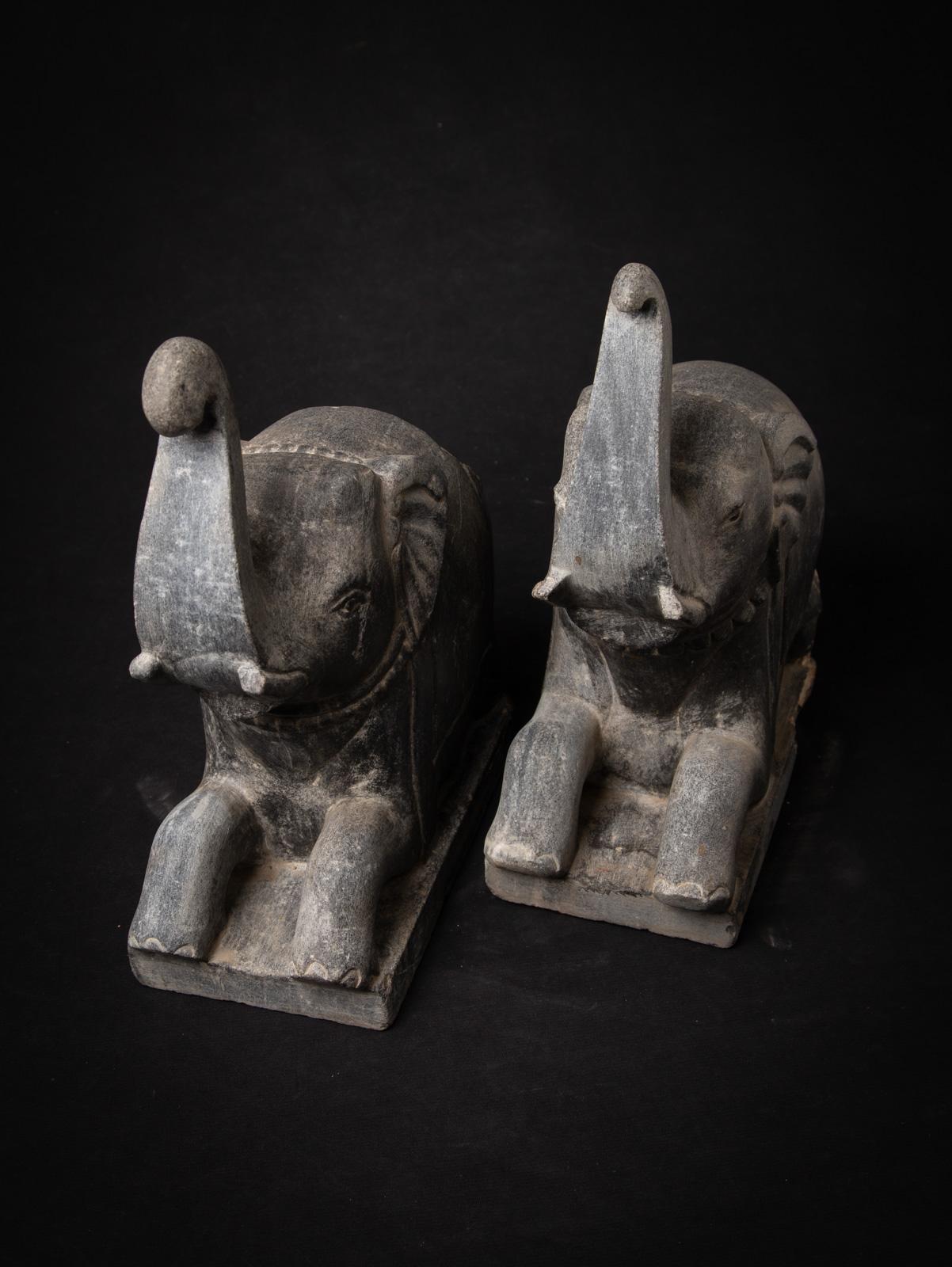 19th century Antique pair of stone Indian Temple Elephants - OriginalBuddhas In Good Condition In DEVENTER, NL
