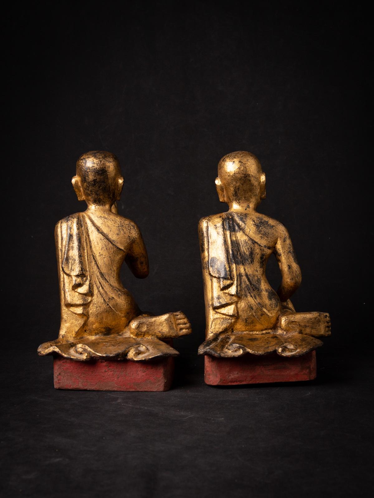 19th Century Antique pair of wooden Burmese Monk statues in Namaskara Mudra For Sale 13