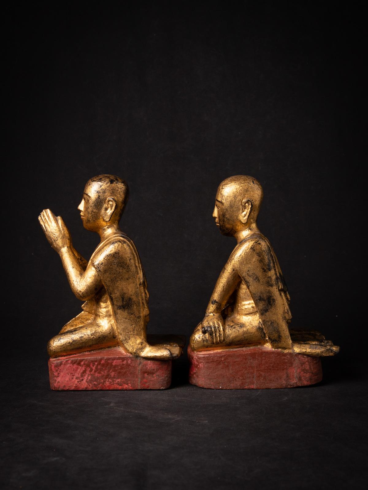 19th Century Antique pair of wooden Burmese Monk statues in Namaskara Mudra For Sale 14