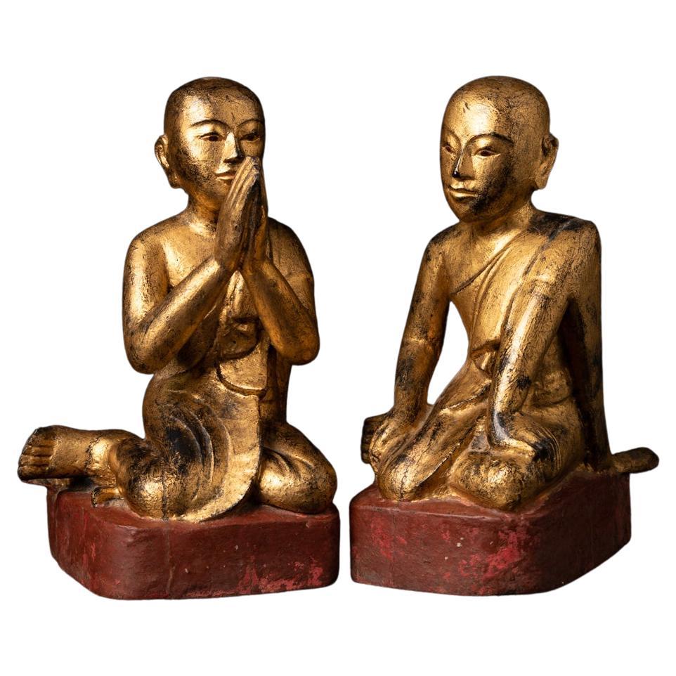 19th Century Antique pair of wooden Burmese Monk statues in Namaskara Mudra For Sale