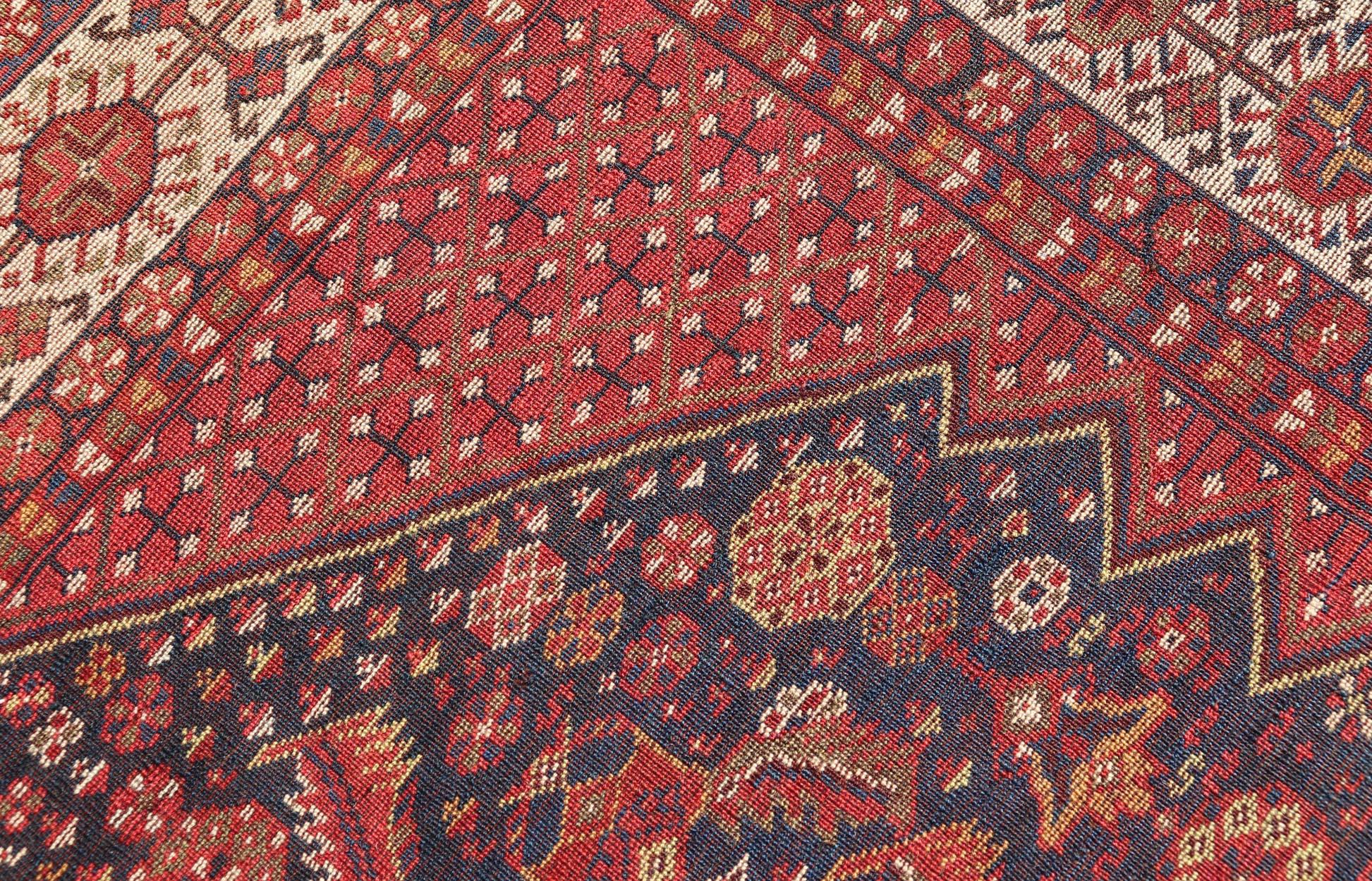 Laine Tapis persan ancien Qashqai du 19ème siècle  6' x 9'3