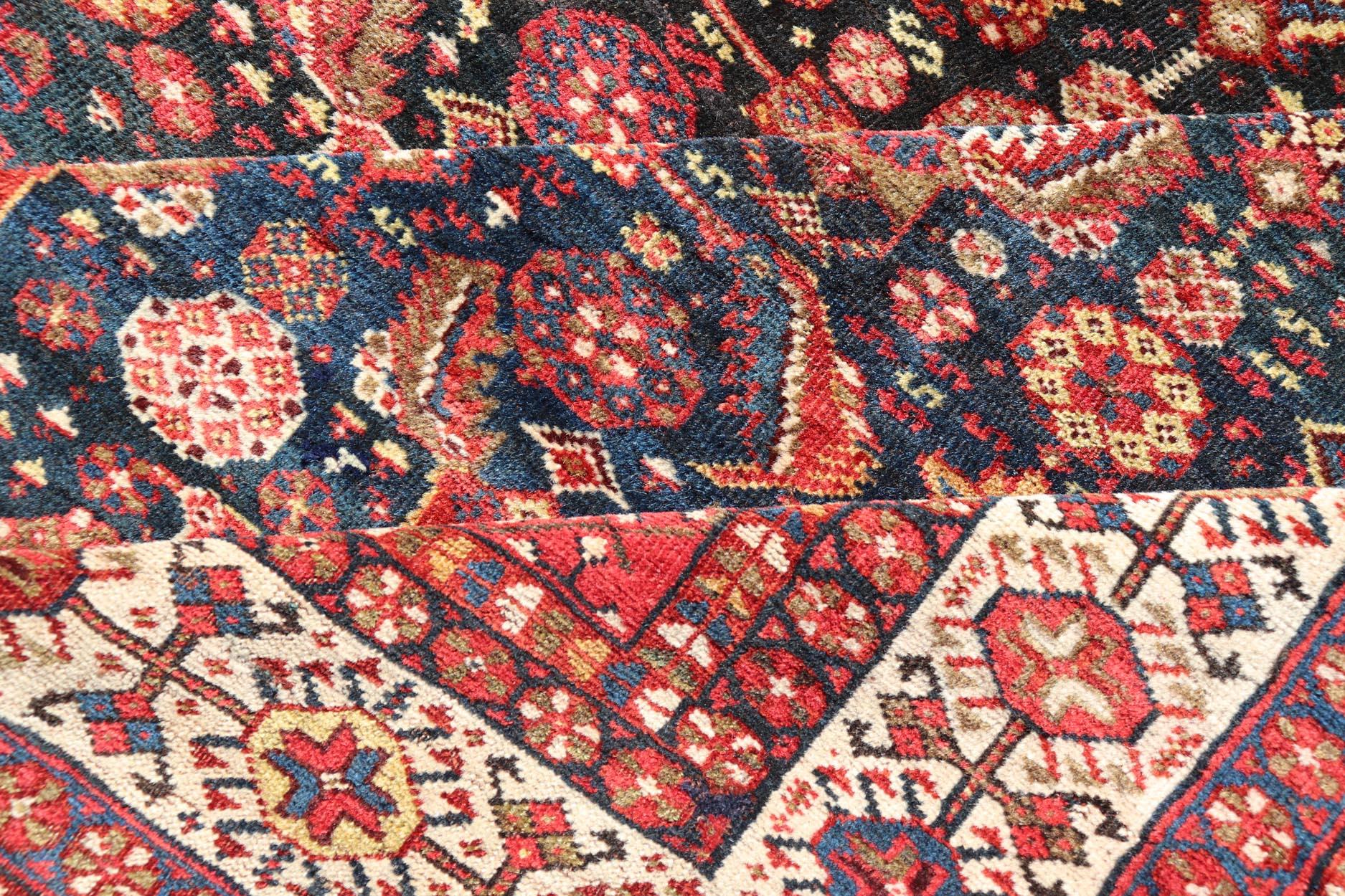 Tapis persan ancien Qashqai du 19ème siècle  6' x 9'3