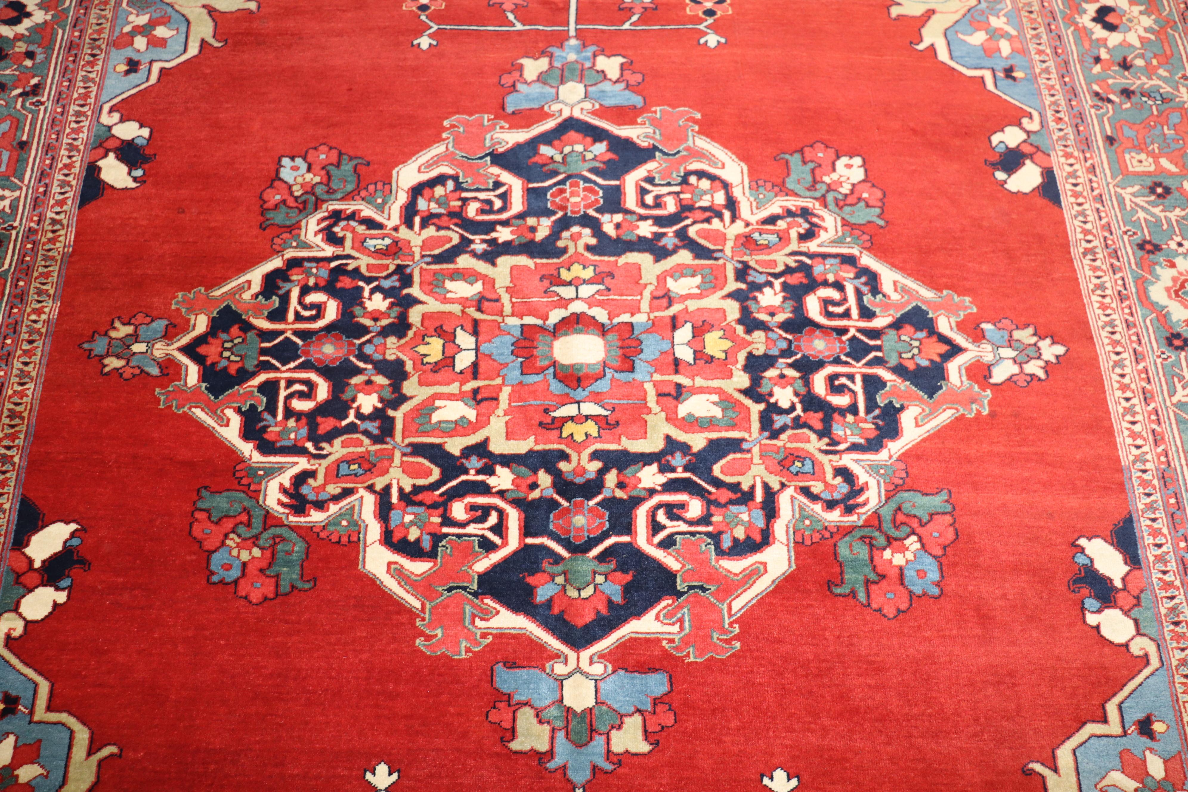 Wool 19th Century Antique Persian Serapi Rug For Sale