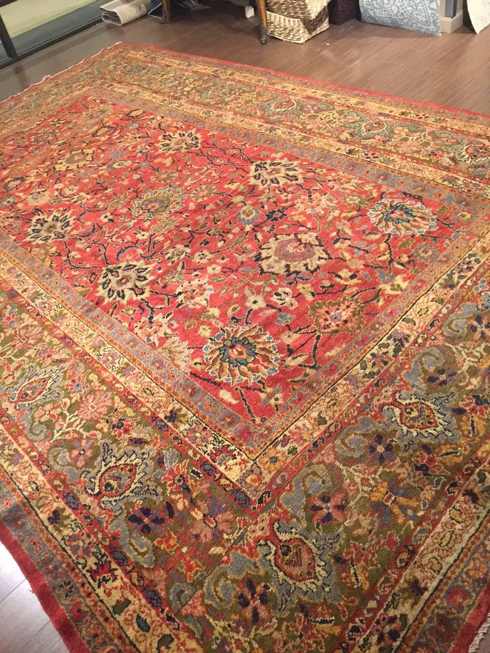 Antique Persian Ziegler Rug, circa 1900, 9'2 x 13'5 In Good Condition For Sale In New York, NY