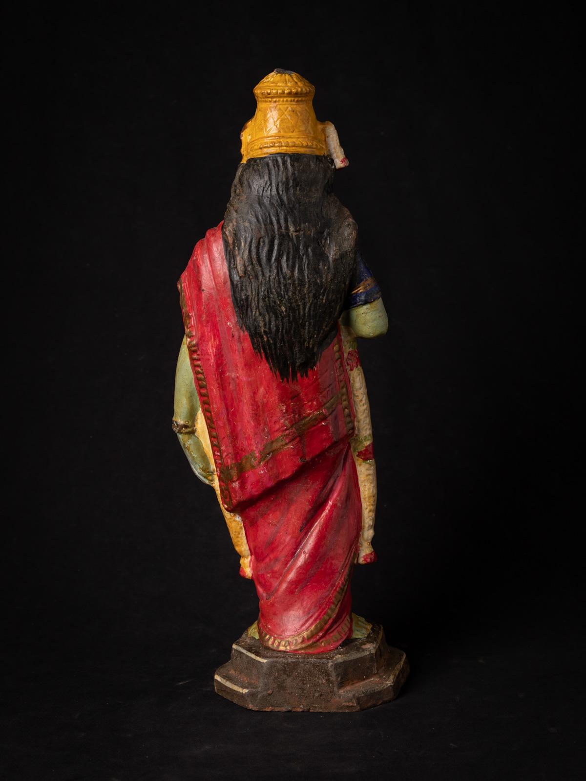 Statue Meenakshi du 19e siècle en poterie ancienne de l'Inde en vente 6