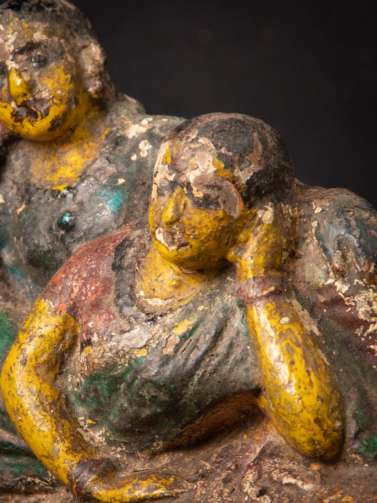Poteries Statue de Radha et Krishna en poterie ancienne de l'Inde du 19e siècle en vente