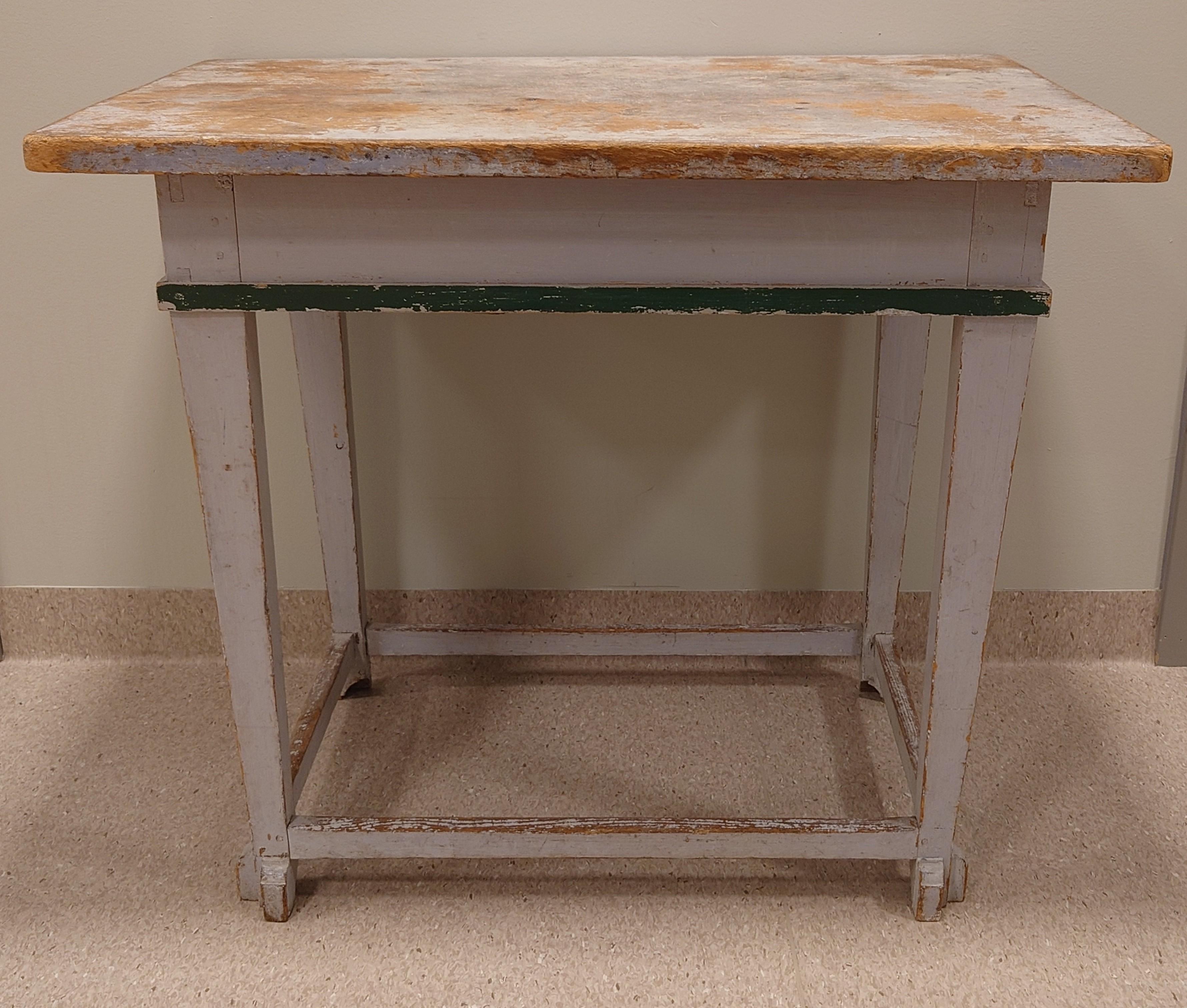 19th Century Antique Provincial Swedish Gustavian Table For Sale 13