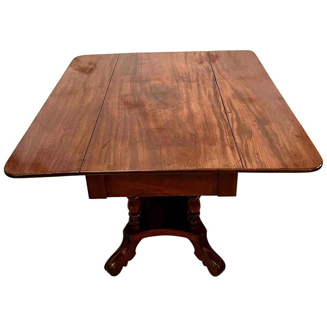 Table centrale à abattant en acajou de style Régence du 19e siècle