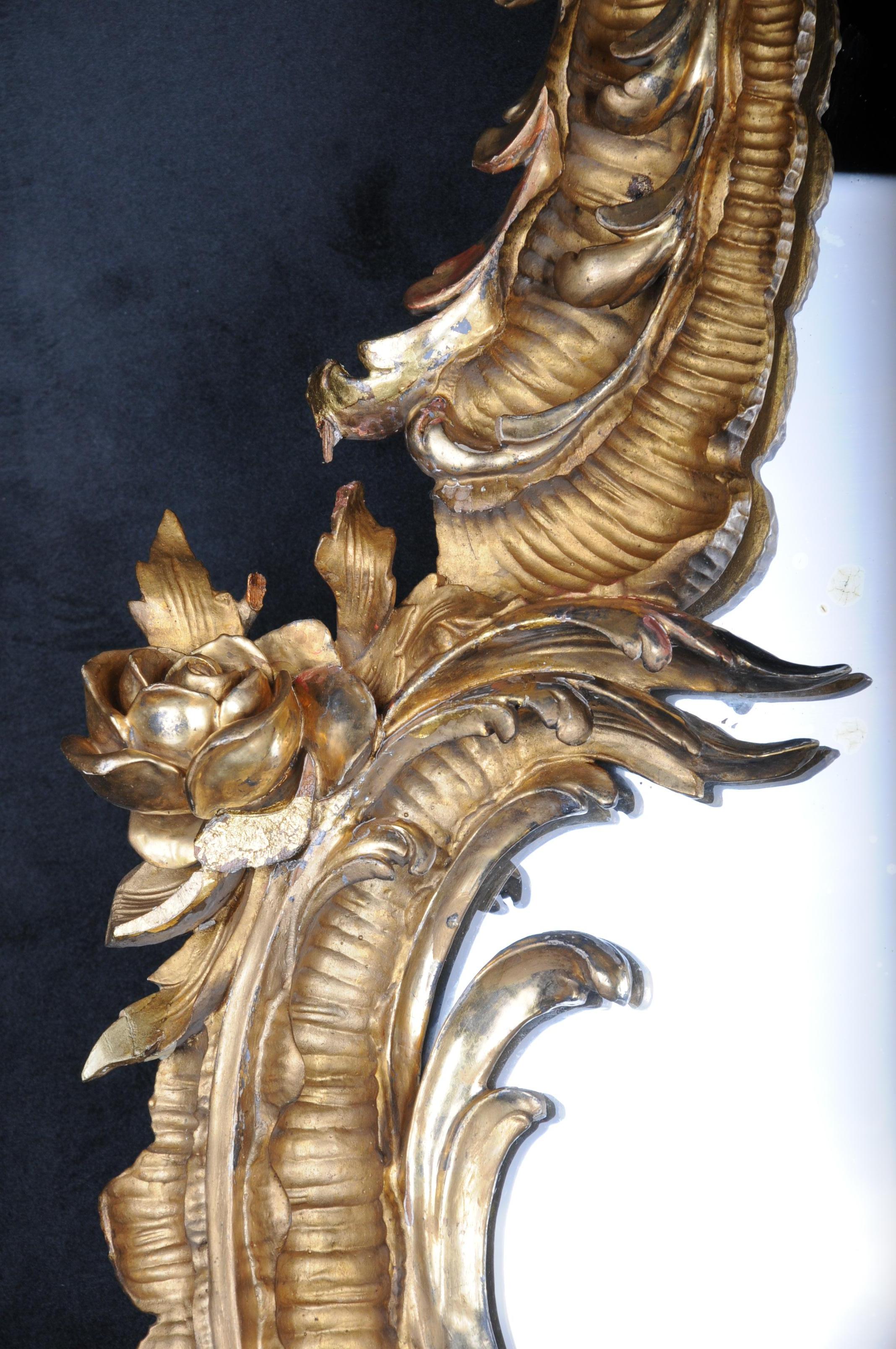 Miroir rococo ancien du 19ème siècle doré vers 1880, Napoléon III en vente 3