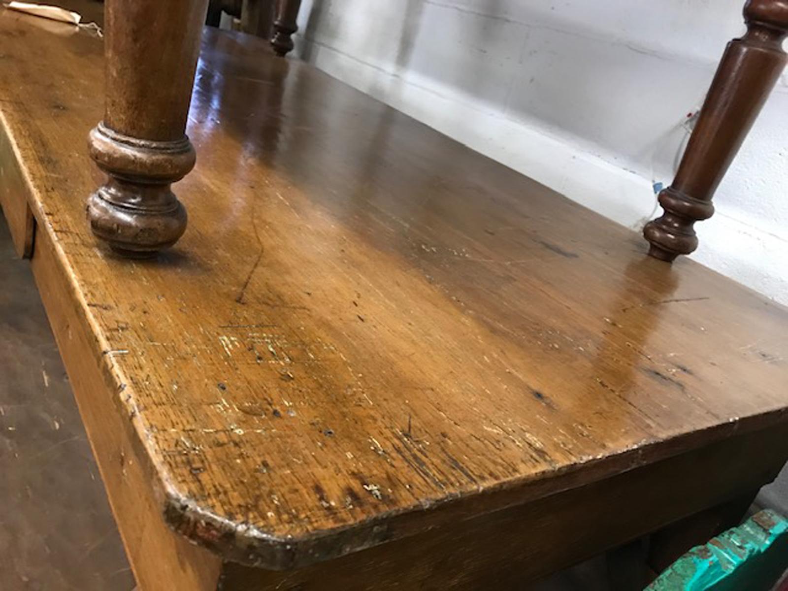 19th Century Antique Rustic Guatemalan Coffee Table with Drawer In Good Condition In Los Angeles, CA