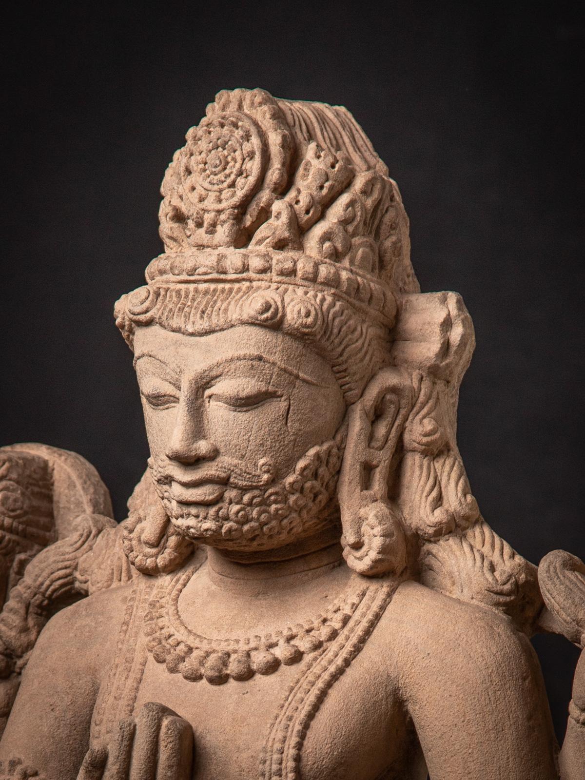 19th century antique sandstone statue of the god Kuber from India For Sale 6