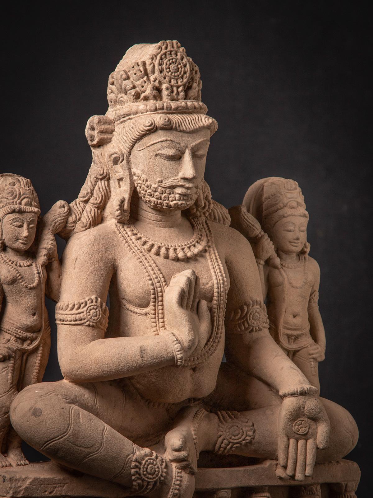19th century antique sandstone statue of the god Kuber from India For Sale 1