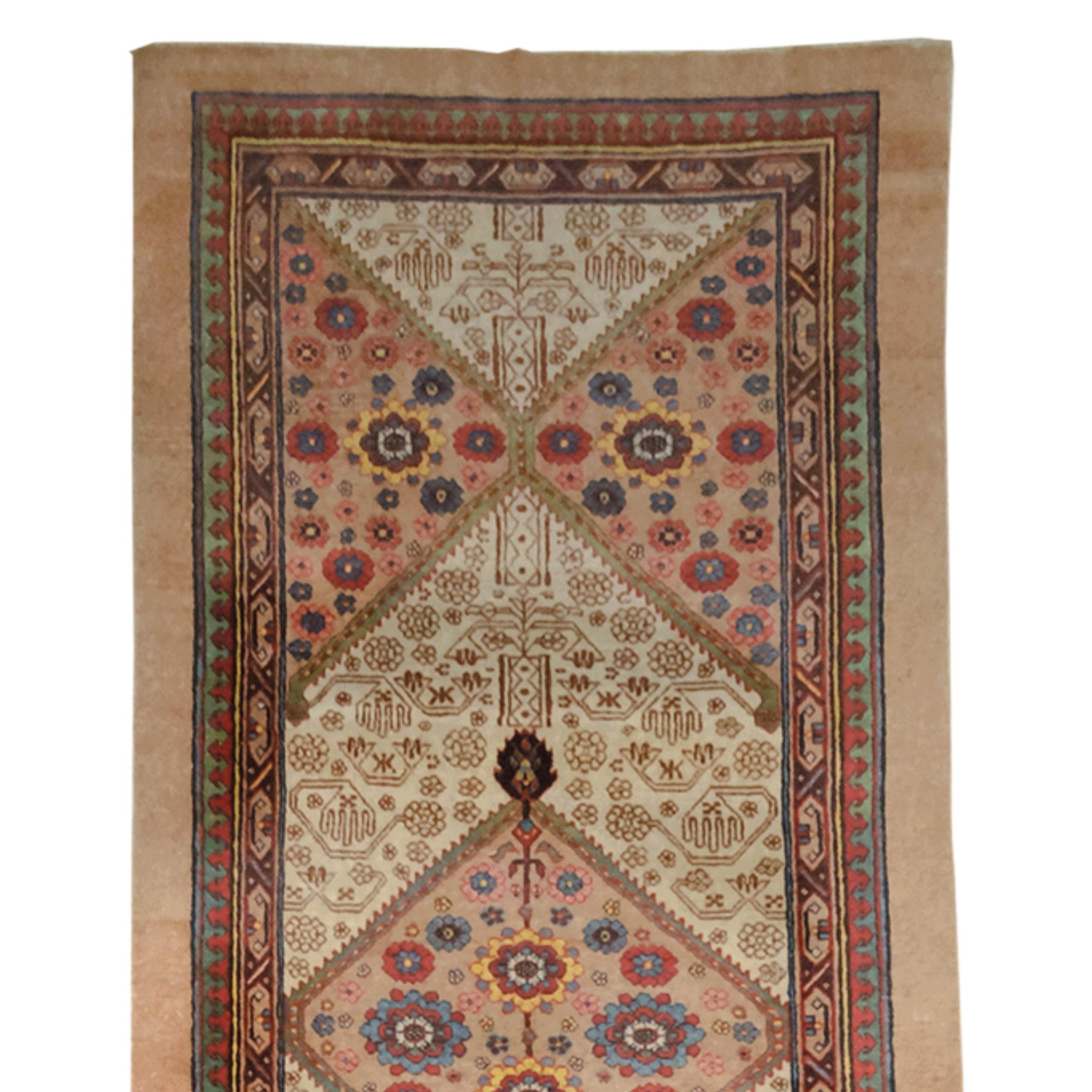 19th Century Antique Wine Runner

This unique antique runner brings the elegance and art of the 19th century to your home. This dazzling runner, with its slim and long structure and elegant patterns, brings history and art together.

In the middle