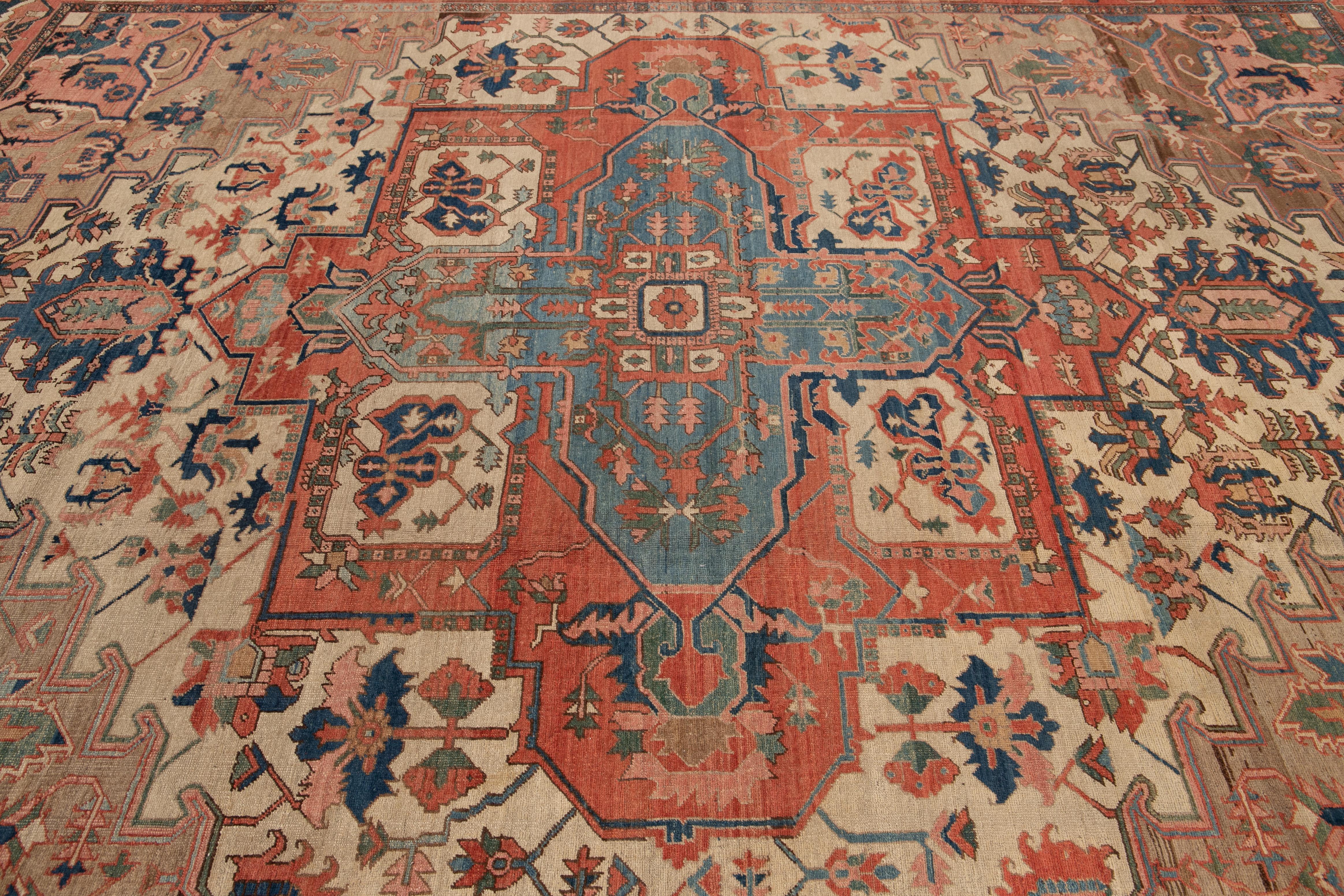 19th Century Antique Serapi Handmade Wool Rug In Terracotta Color For Sale 5