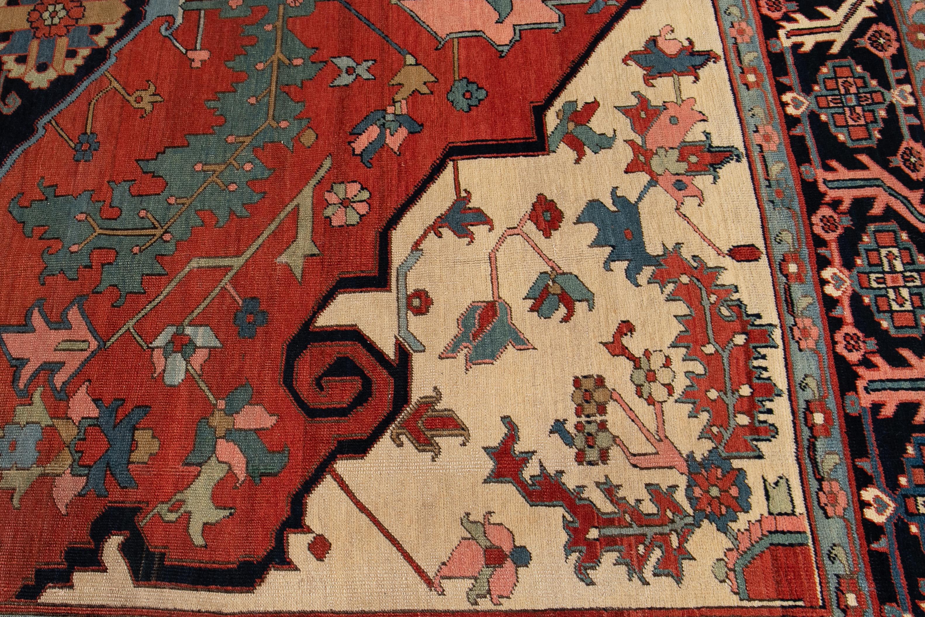 19th Century Antique Serapi Wool Rug For Sale 3