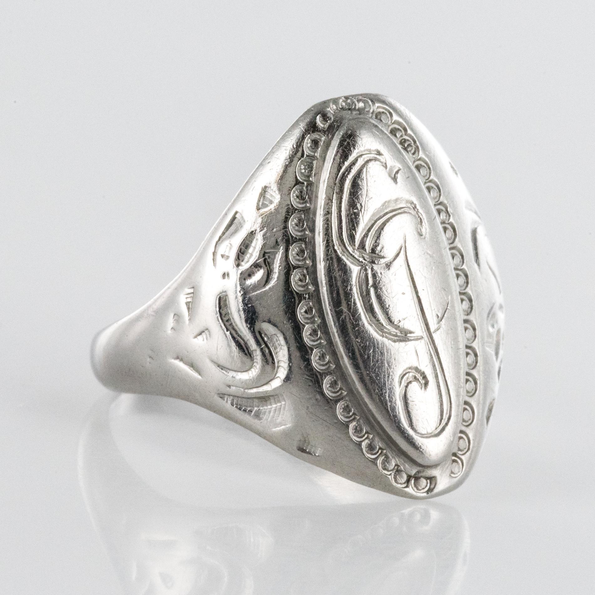 19th Century Antique Silver Unisex Signet Ring For Sale 1