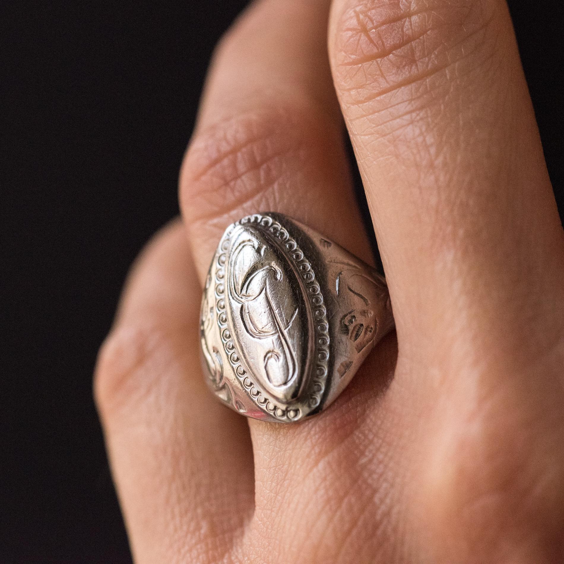 19th Century Antique Silver Unisex Signet Ring For Sale 2