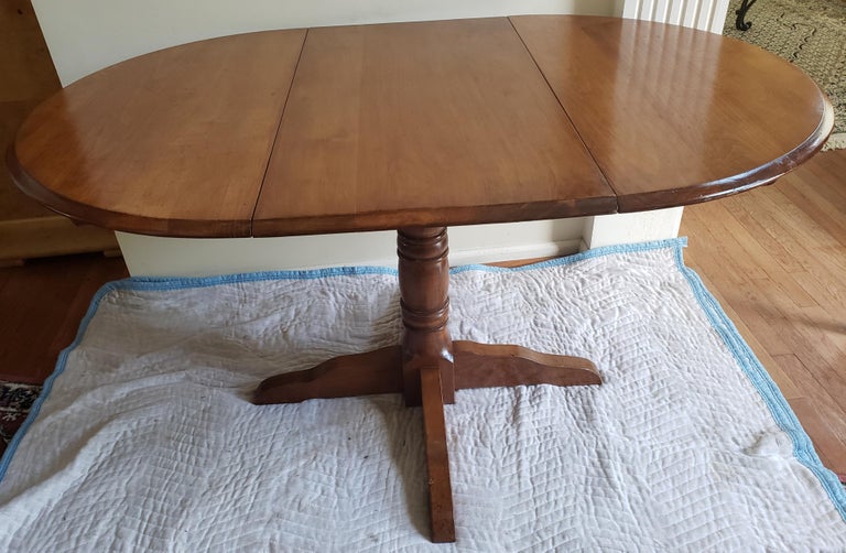 19th Century Antique Solid Maple Pedestal Kitchen Table For Sale 2
